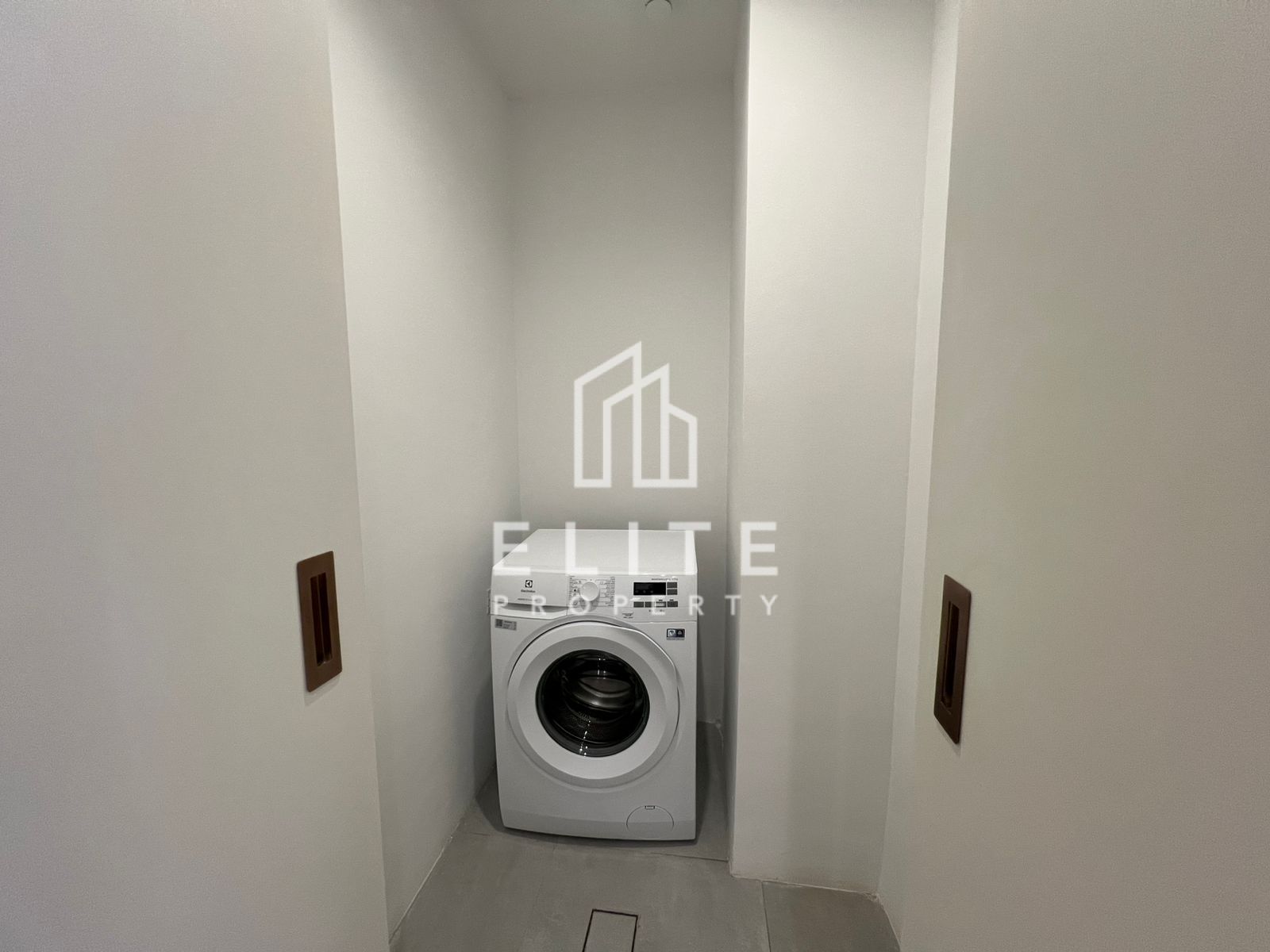 Large Layout | Brand New | Ready To Move-in