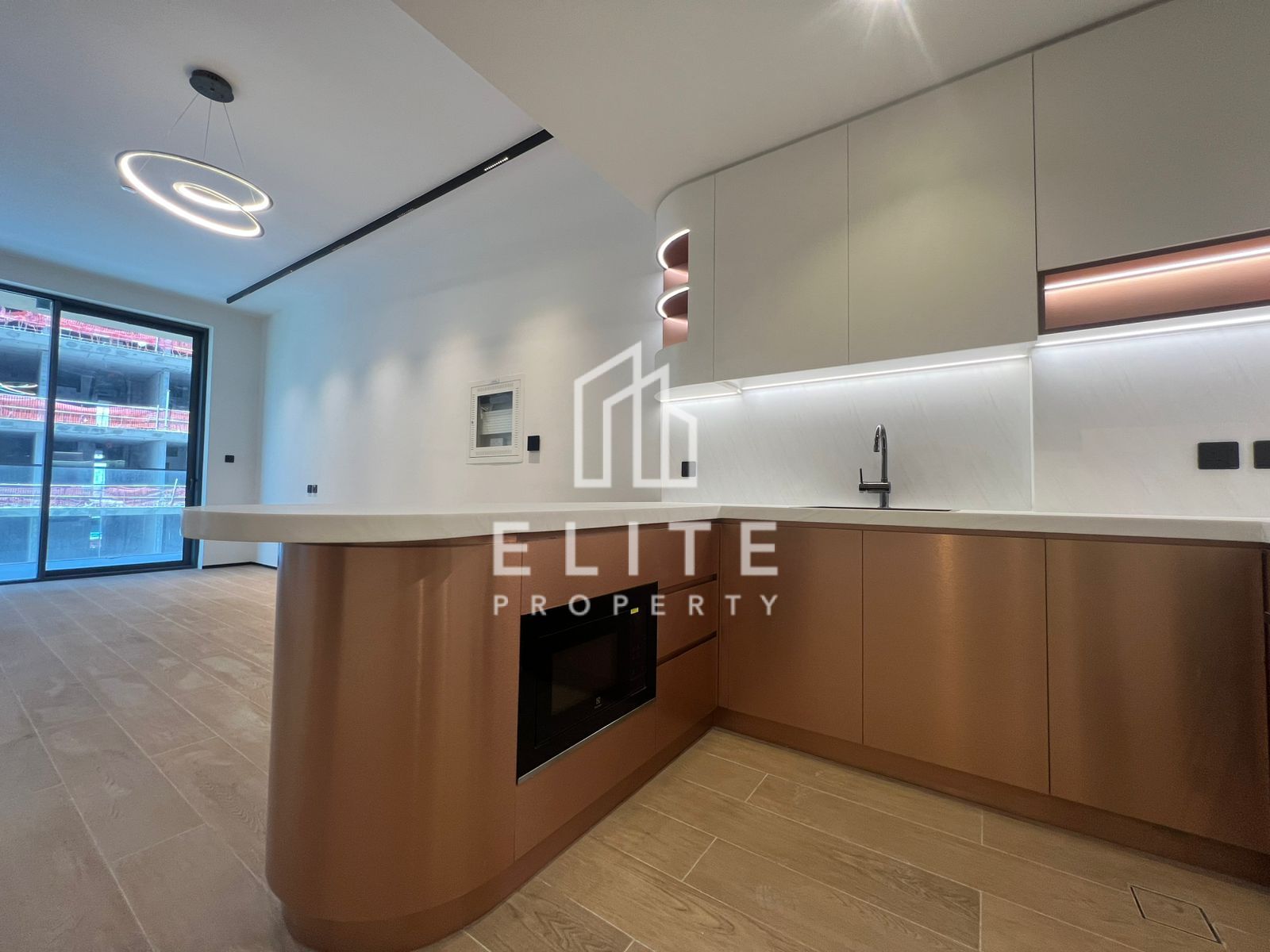 Large Layout | Brand New | Ready To Move-in