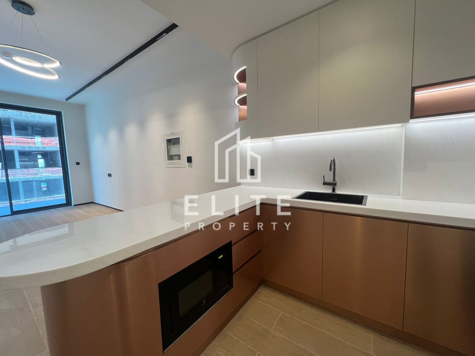 Large Layout | Brand New | Ready To Move-in