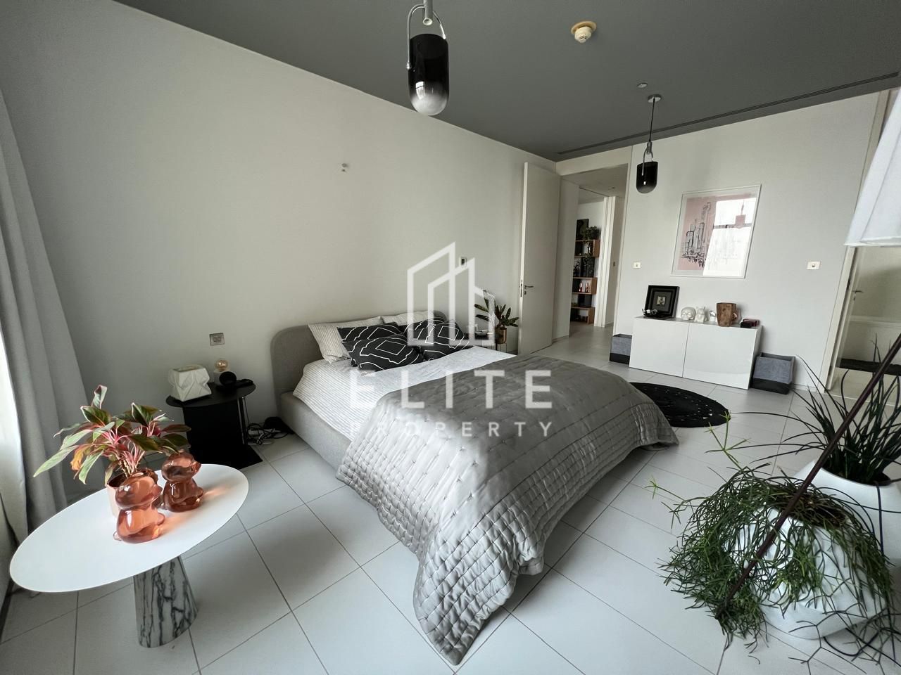 DIFC & SEA VIEW | HIGH FLOOR | TENANTED