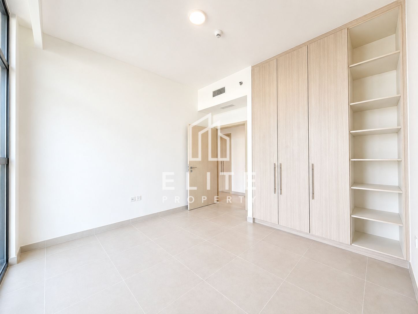 High Floor I Golf Course View I Spacious I 3 +Maid