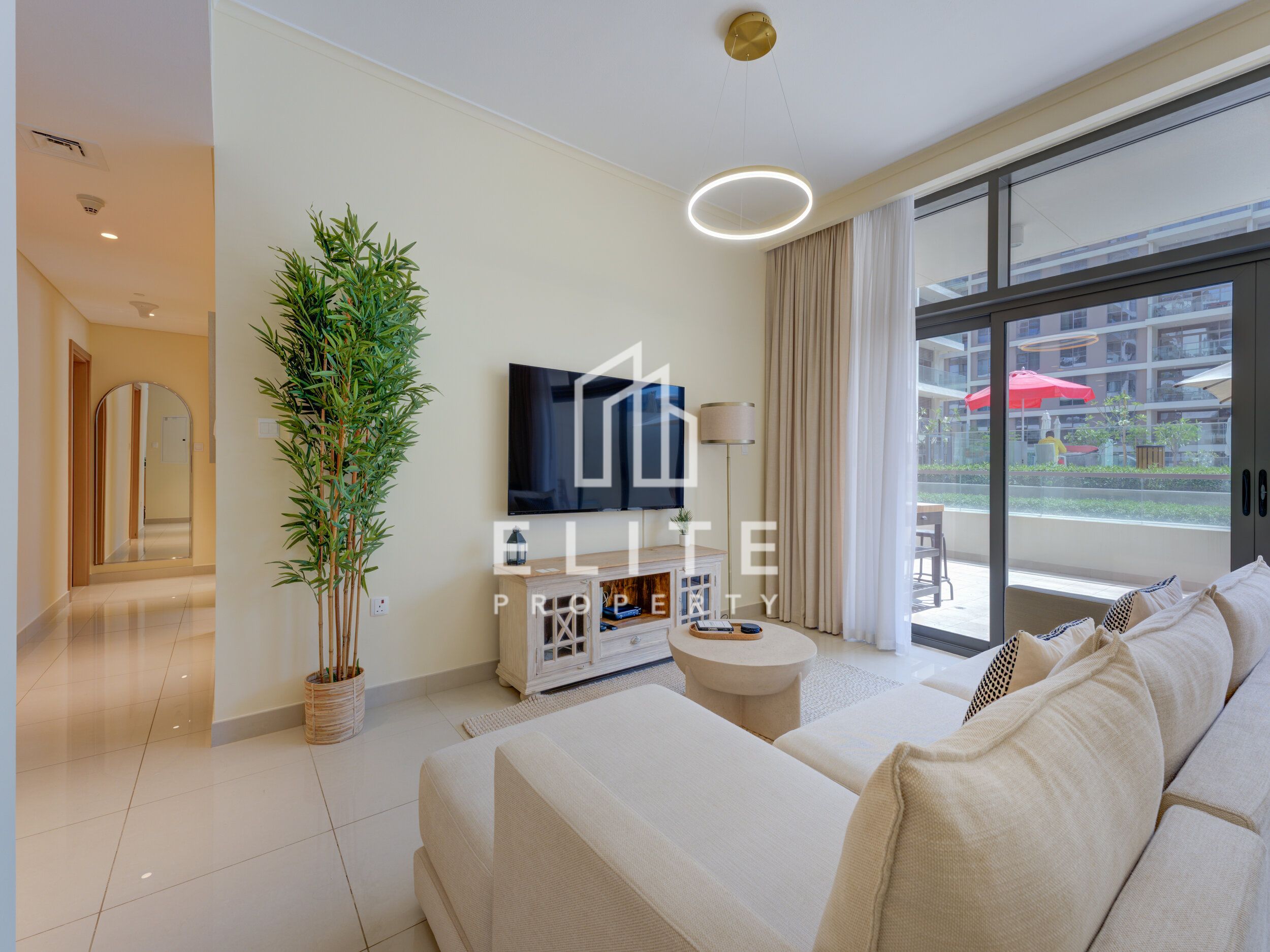 Luxury 2BR | Pool View | Direct Park Access | Mall