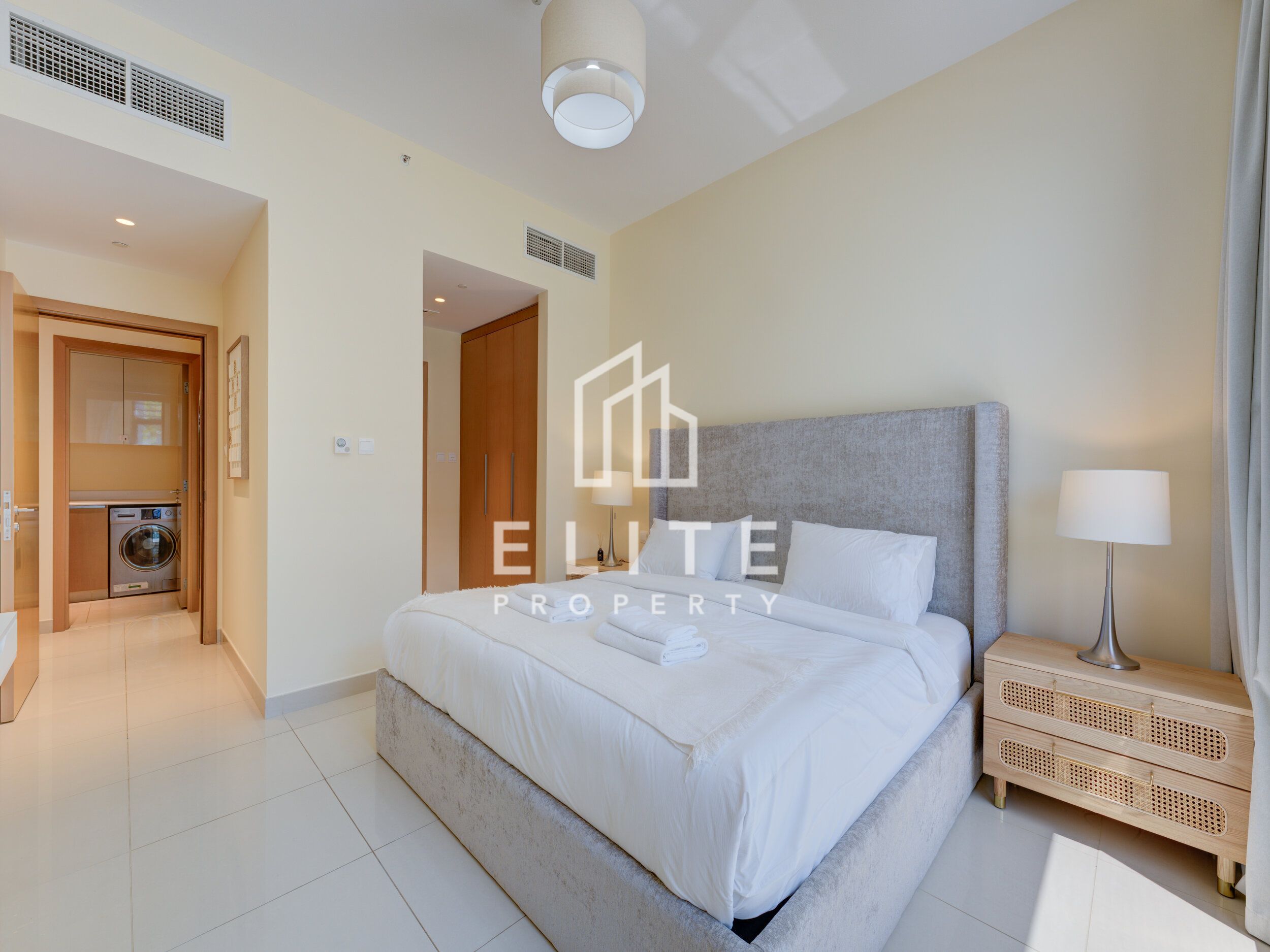 Luxury 2BR | Pool View | Direct Park Access | Mall