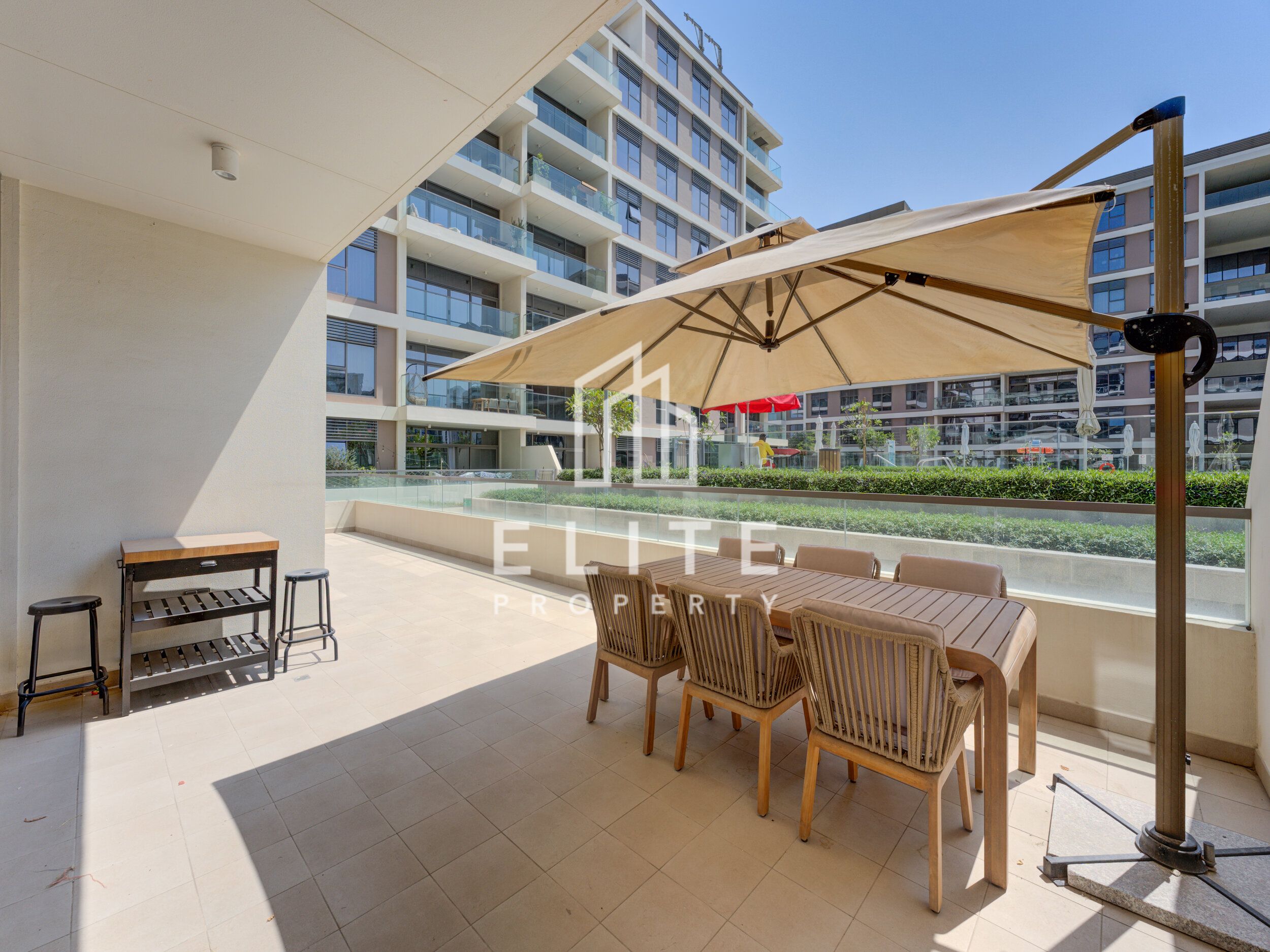 Luxury 2BR | Pool View | Direct Park Access | Mall