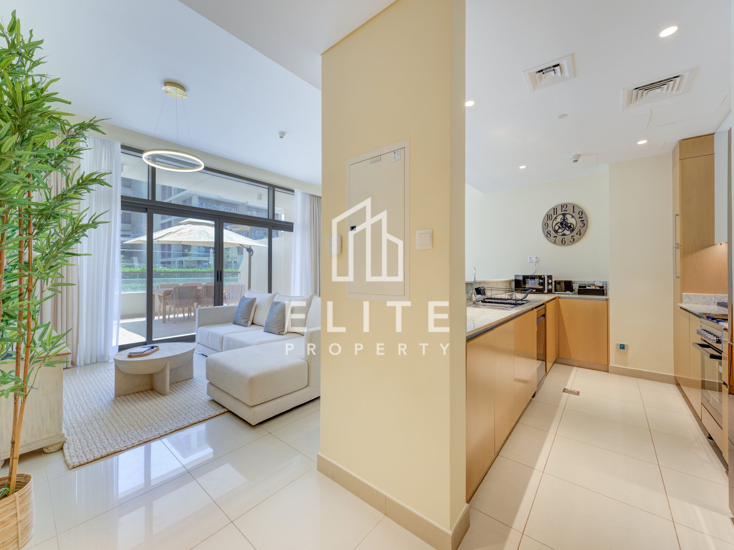 Luxury 2BR | Pool View | Direct Park Access | Mall
