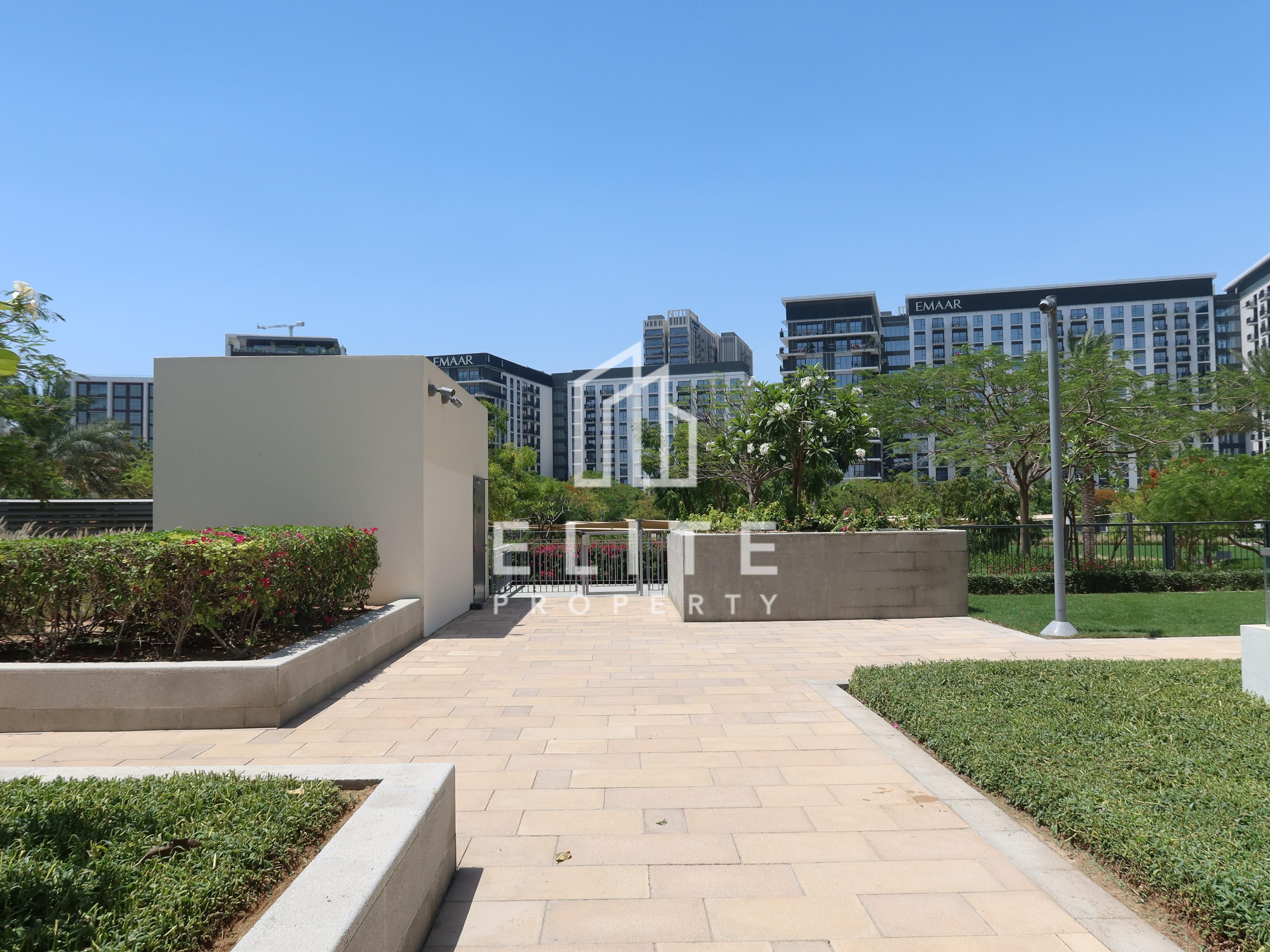 Luxury 2BR | Pool View | Direct Park Access | Mall