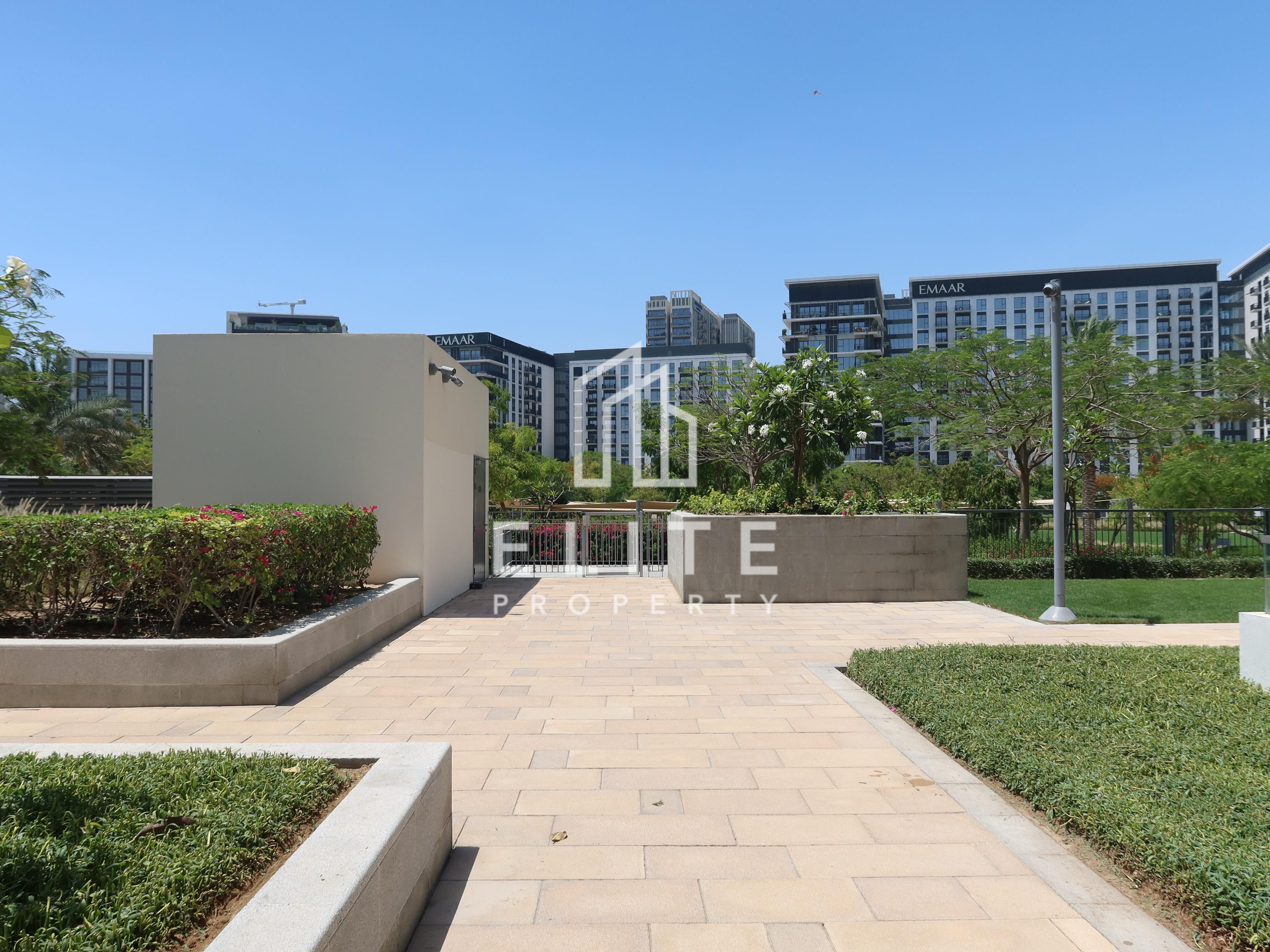 Luxury 2BR | Pool View | Direct Park Access | Mall