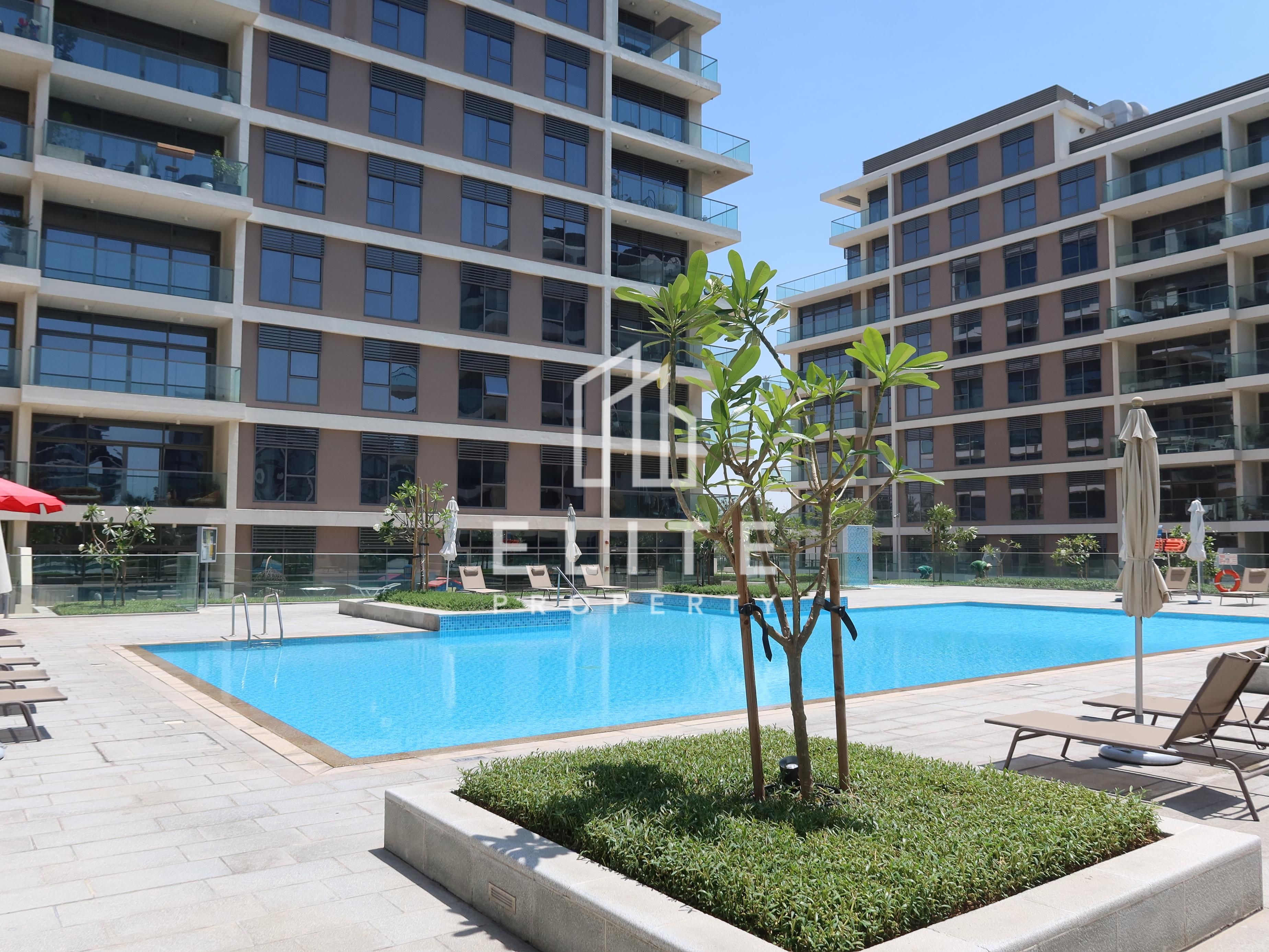 Luxury 2BR | Pool View | Direct Park Access | Mall