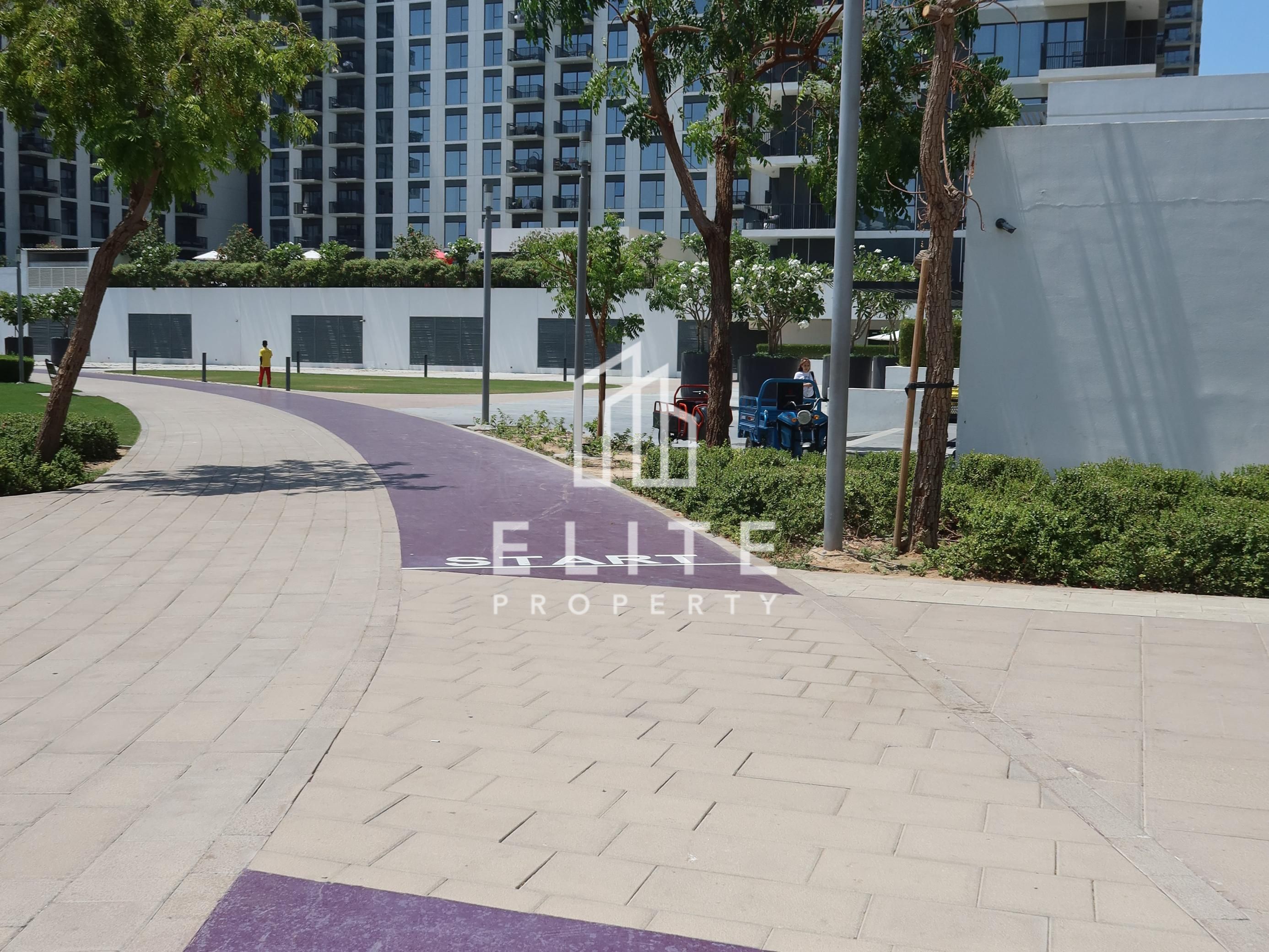 Luxury 2BR | Pool View | Direct Park Access | Mall
