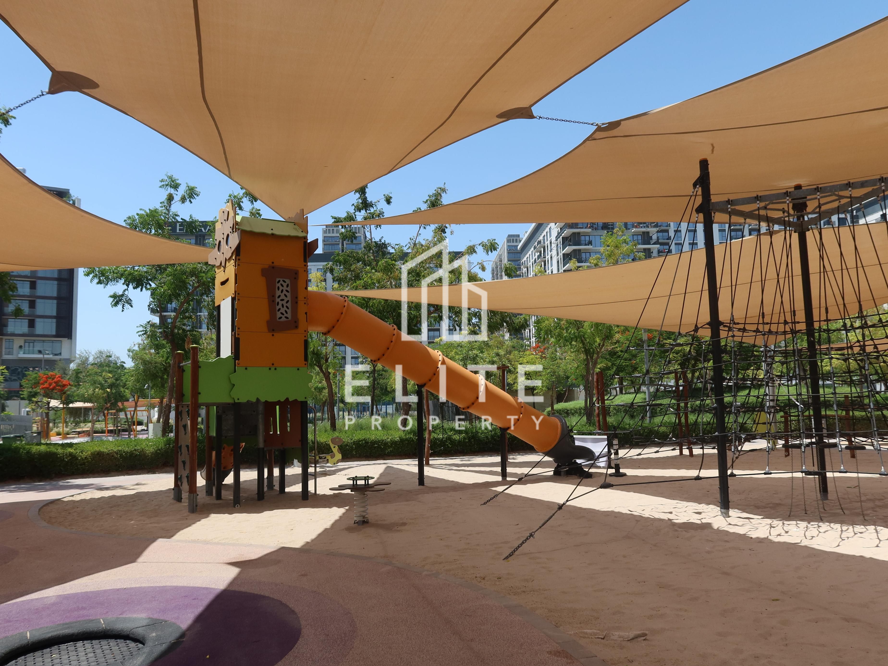 Luxury 2BR | Pool View | Direct Park Access | Mall