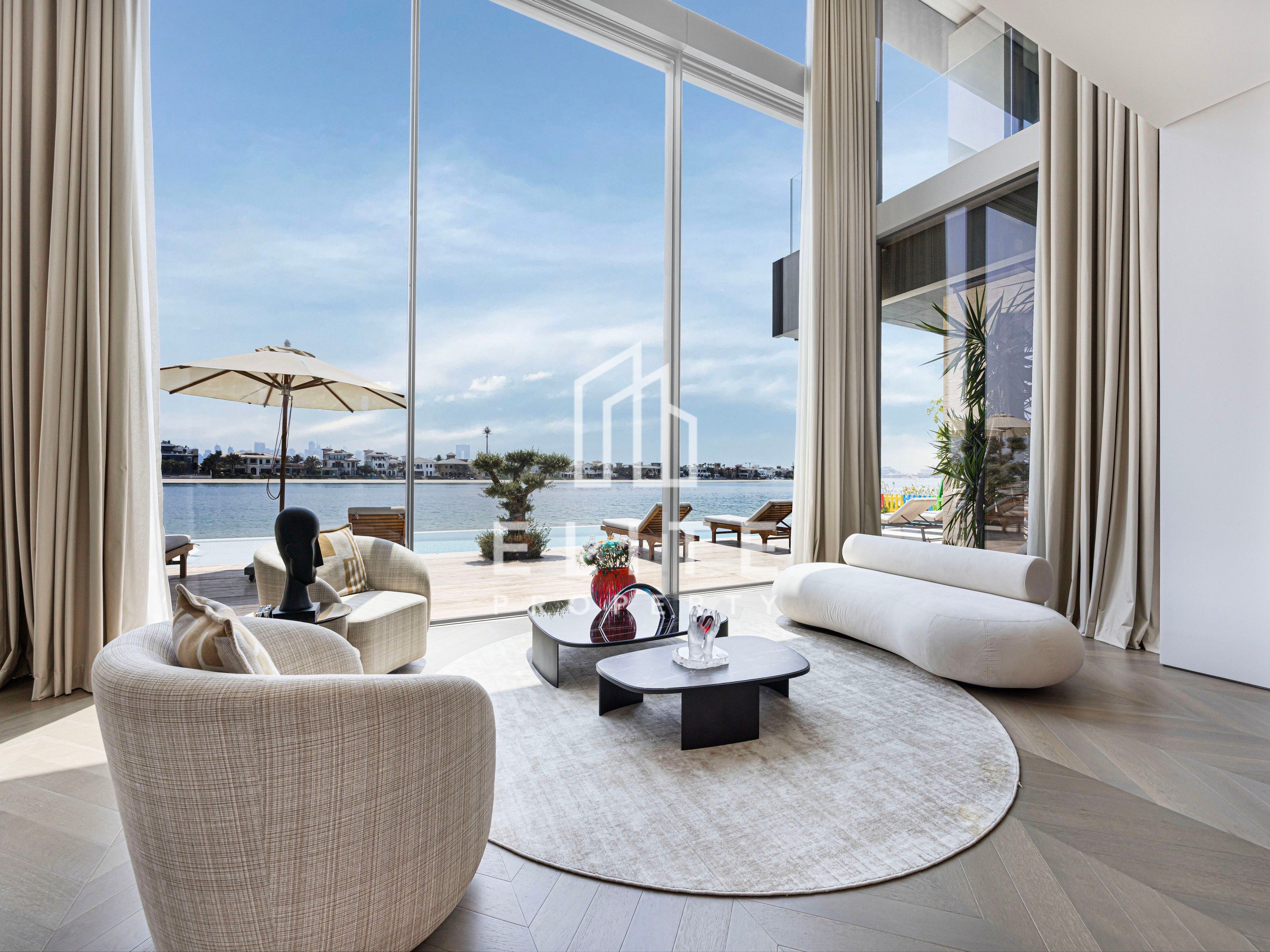 Palm Jumeirah Ultra Luxury Custom Built Villa!