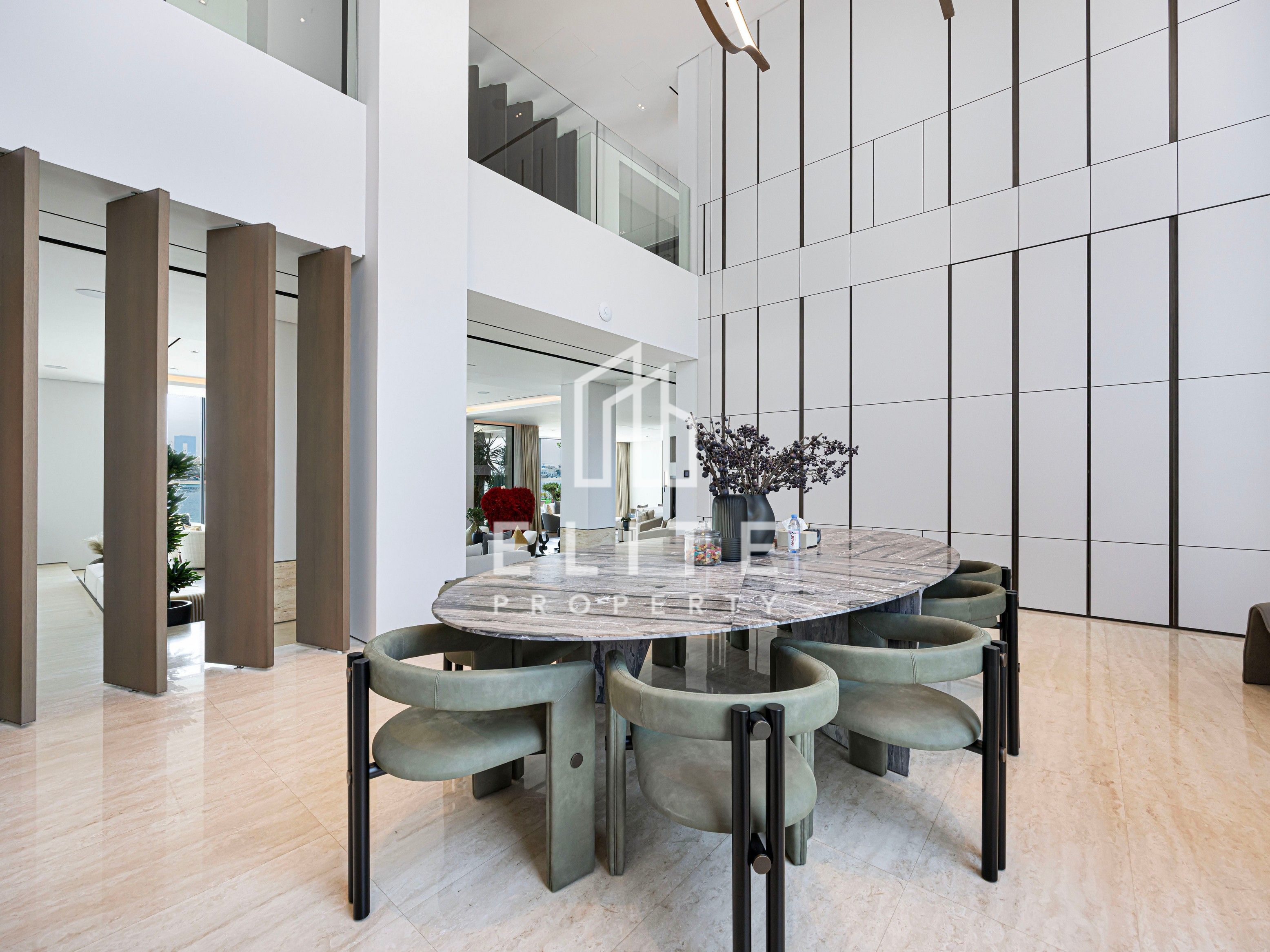Palm Jumeirah Ultra Luxury Custom Built Villa!