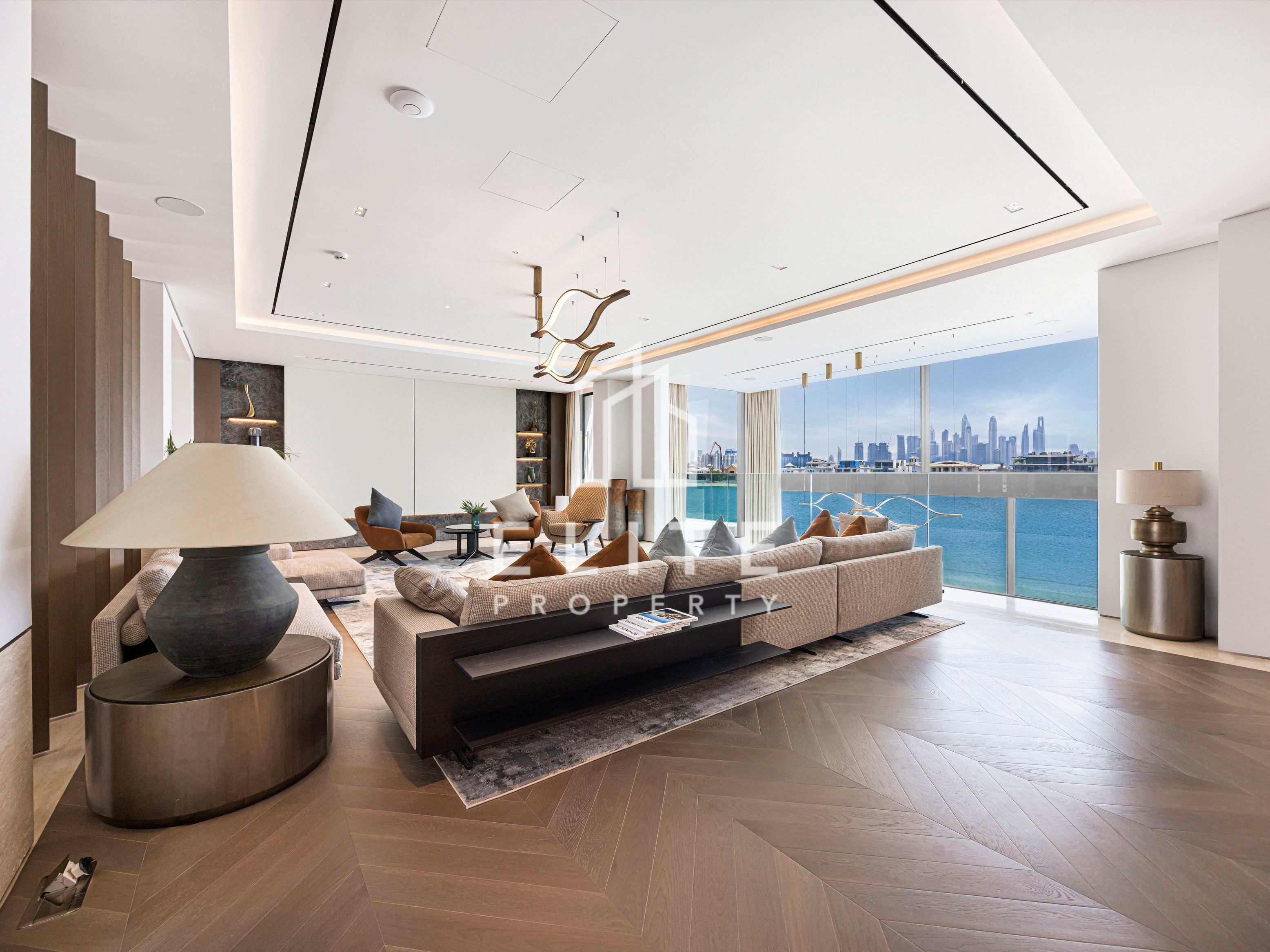 Palm Jumeirah Ultra Luxury Custom Built Villa!