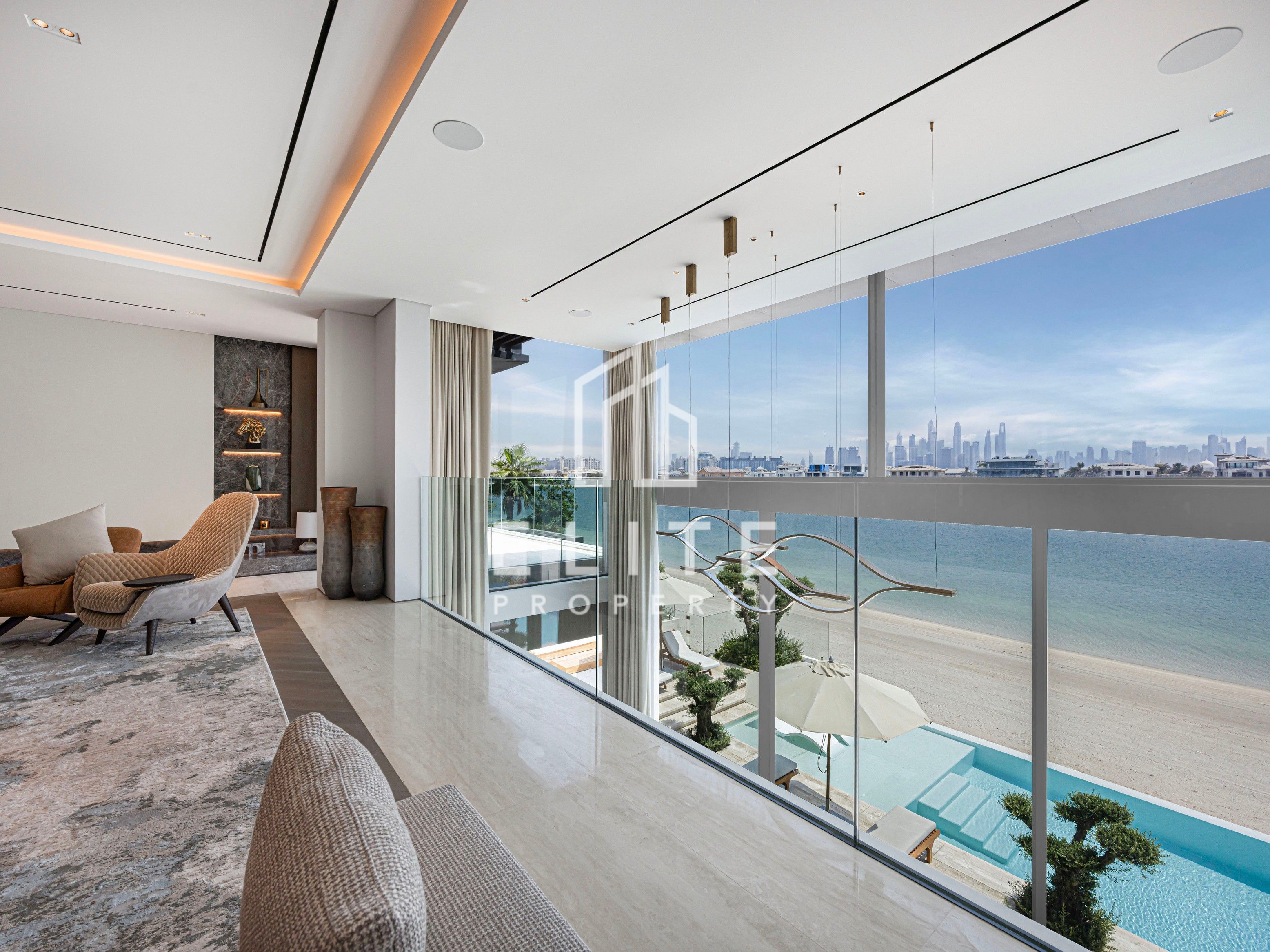 Palm Jumeirah Ultra Luxury Custom Built Villa!