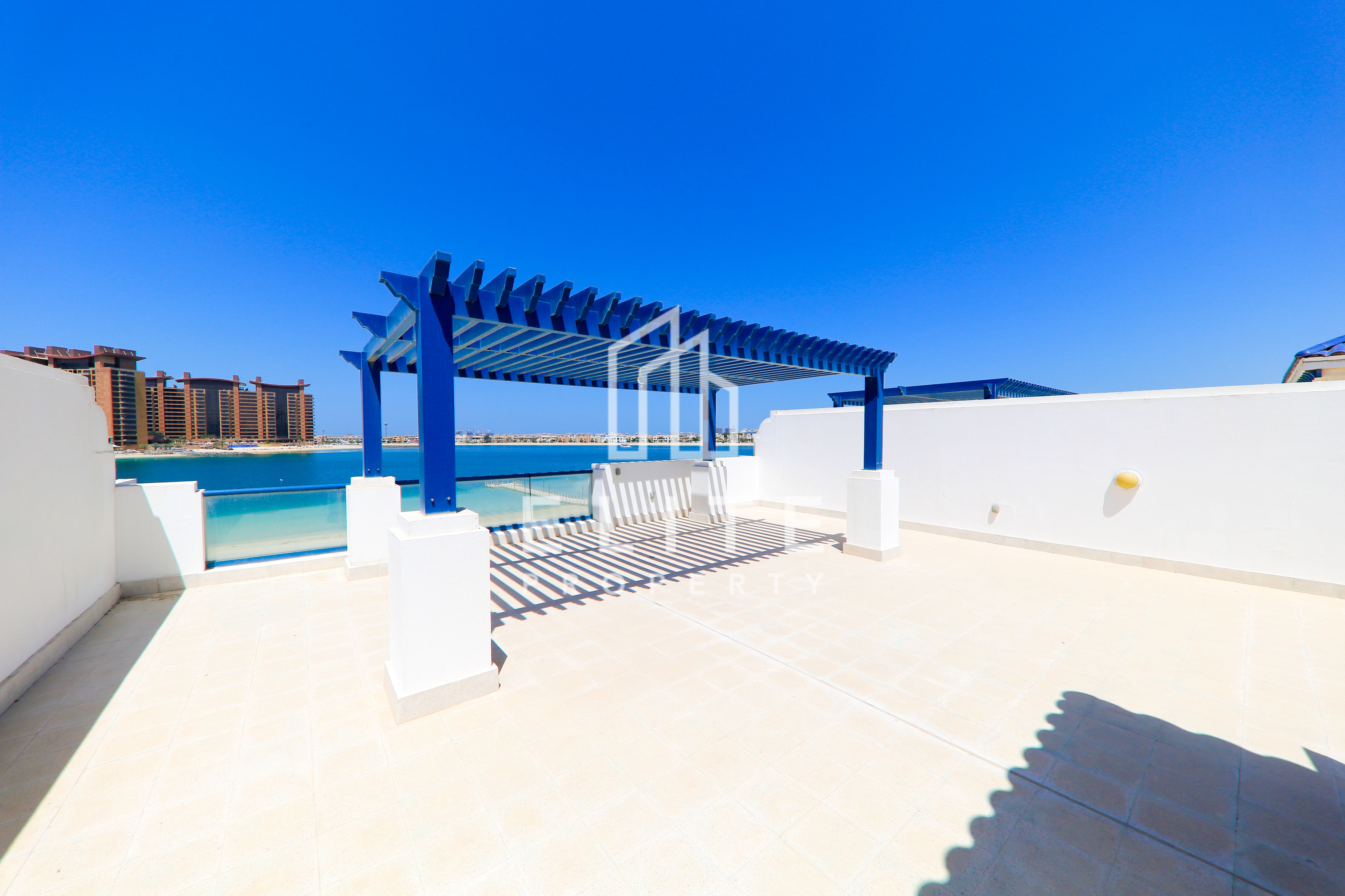 Huge Garden | Luxury Villa | Royal Atlantis Facing