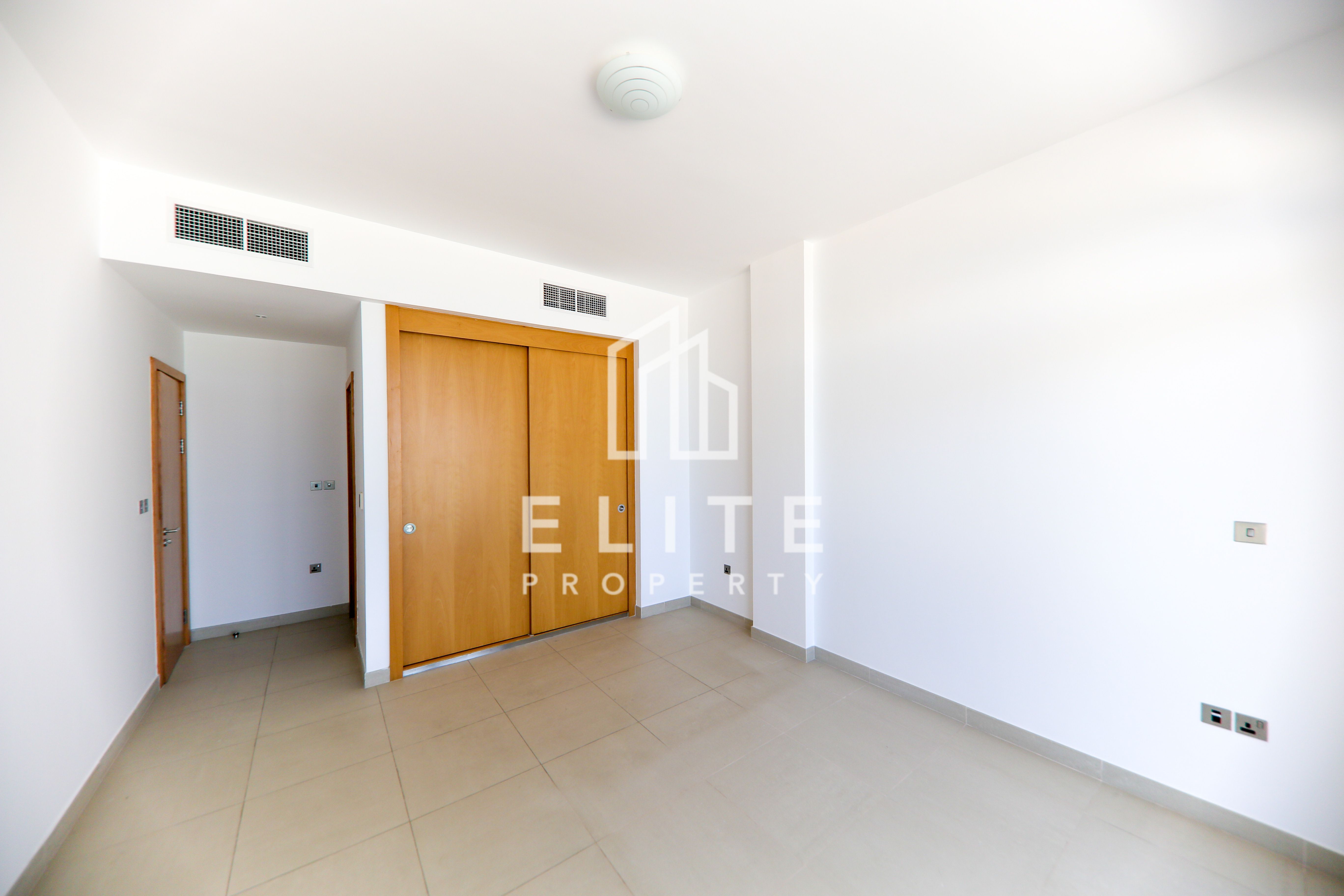 5BR Beachfront Villa | Ocean & Burj Al Arab Views