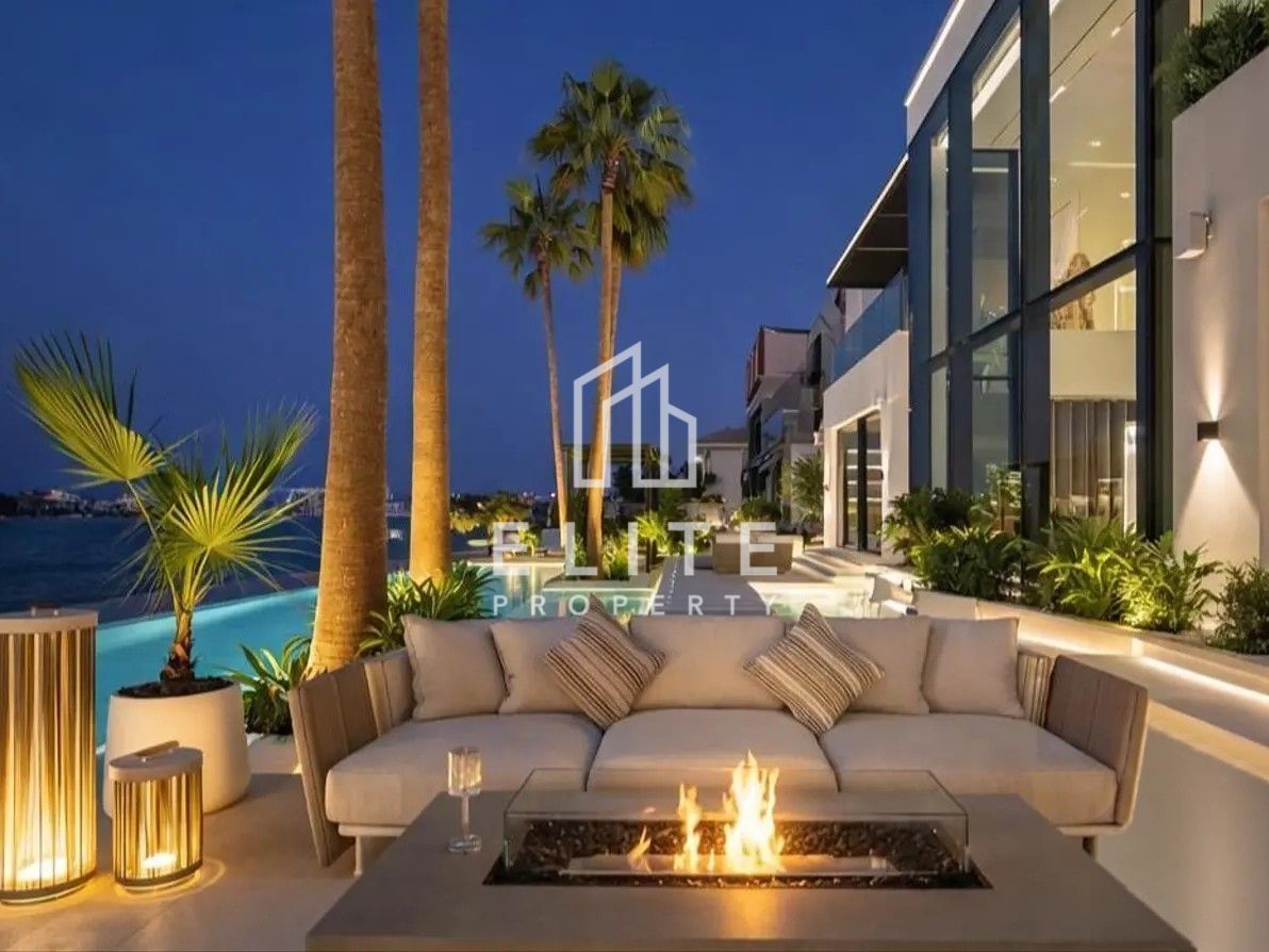 Brand New Ultra-Luxury 6BR Signature Villa | Frond A Beachfront