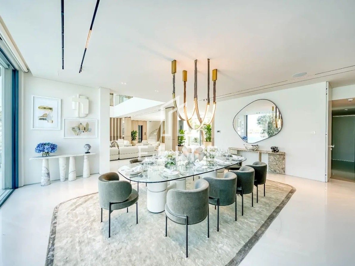 Gallery View | Brand New Ultra-Luxury 6BR Signature Villa | Frond A Beachfront