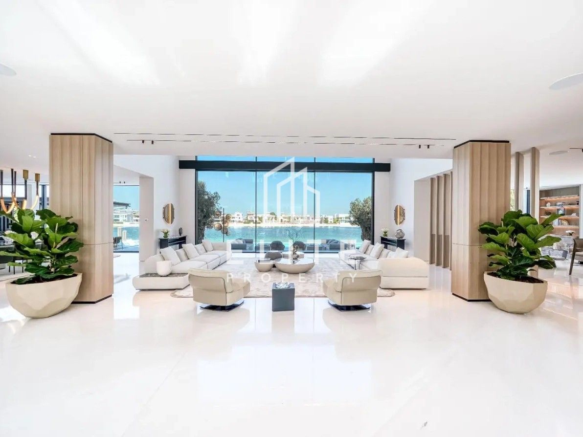 Gallery View | Brand New Ultra-Luxury 6BR Signature Villa | Frond A Beachfront