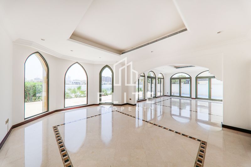 Best Priced Garden Home | Investment Opportunity | 4BR Atrium Entry