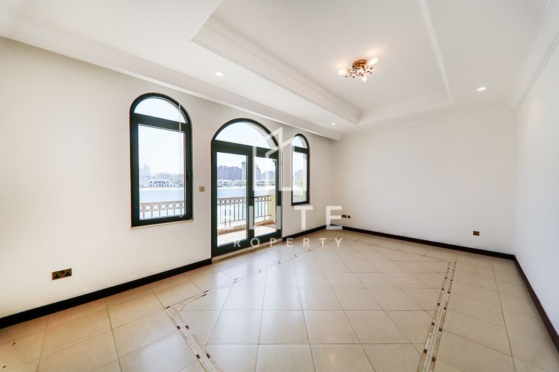 Best Priced Garden Home | Investment Opportunity | 4BR Atrium Entry