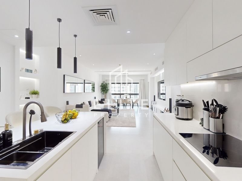 FULLY UPGRADED, HIGH FLOOR, SMART HOME TECH, VOT