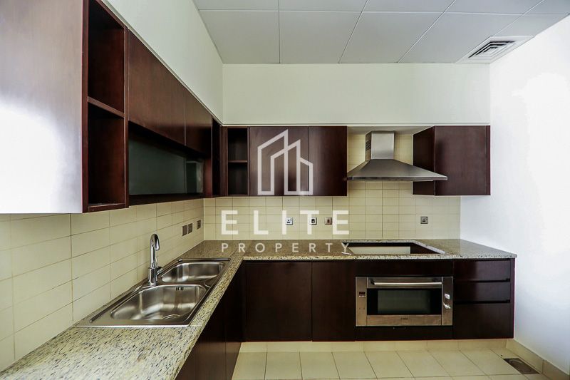 High Floor 2BR + Study | Sea Views | Luxury Apartment