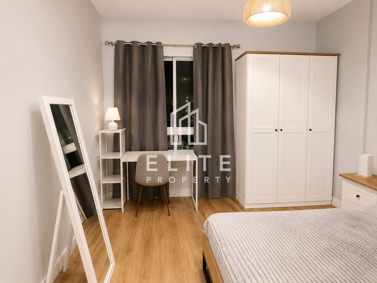 Fully Furnished | Internal Street | Upgraded