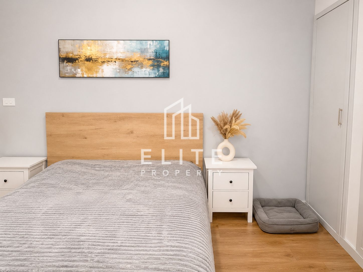 Fully Furnished | Internal Street | Upgraded