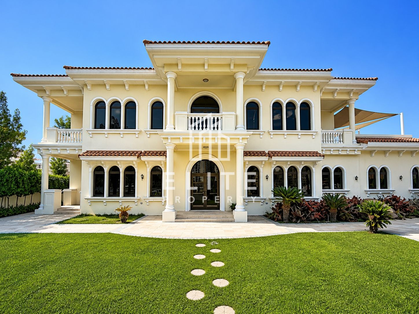 6BR Beachfront Villa | Private Pool And Garden