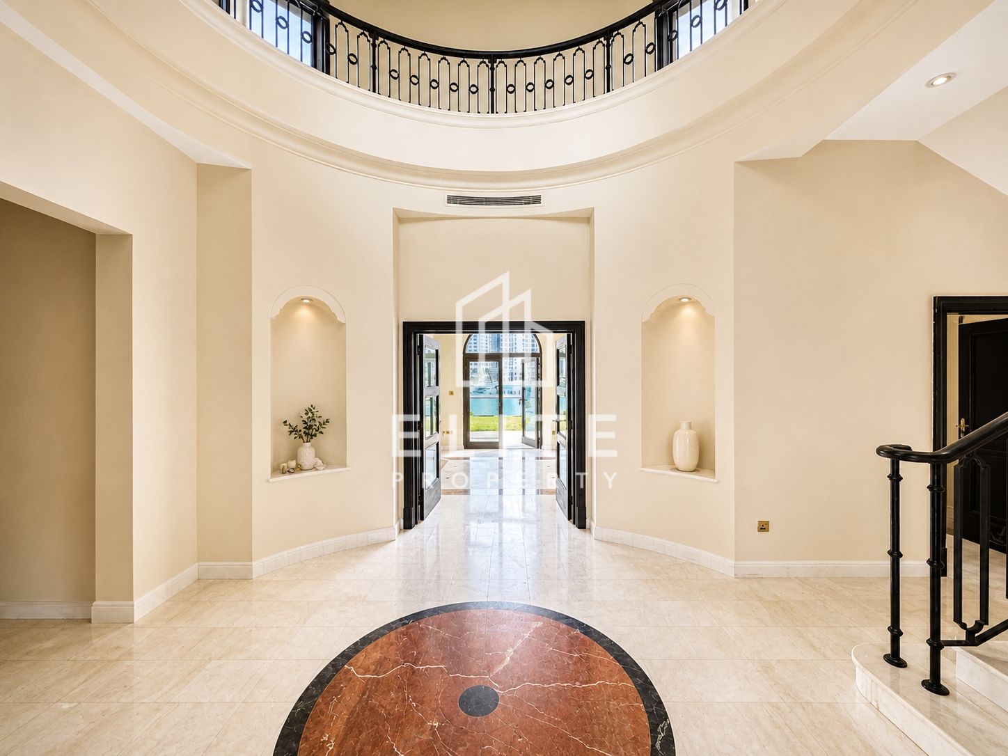 6BR Beachfront Villa | Private Pool And Garden