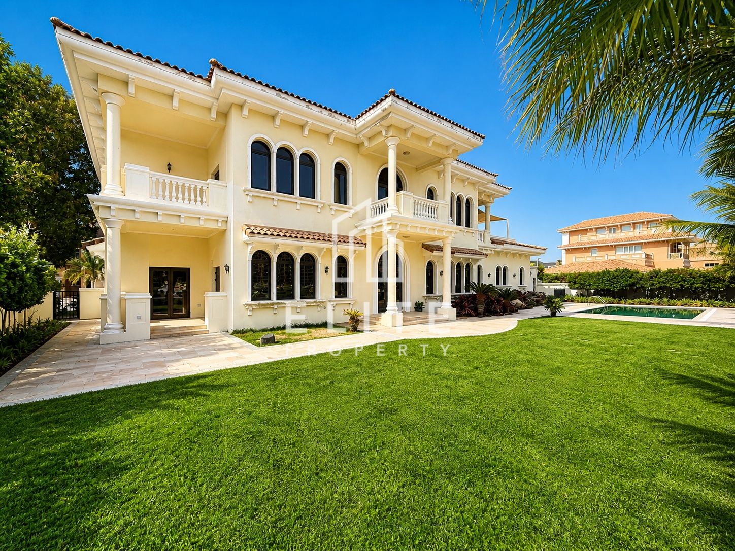 6BR Beachfront Villa | Private Pool And Garden