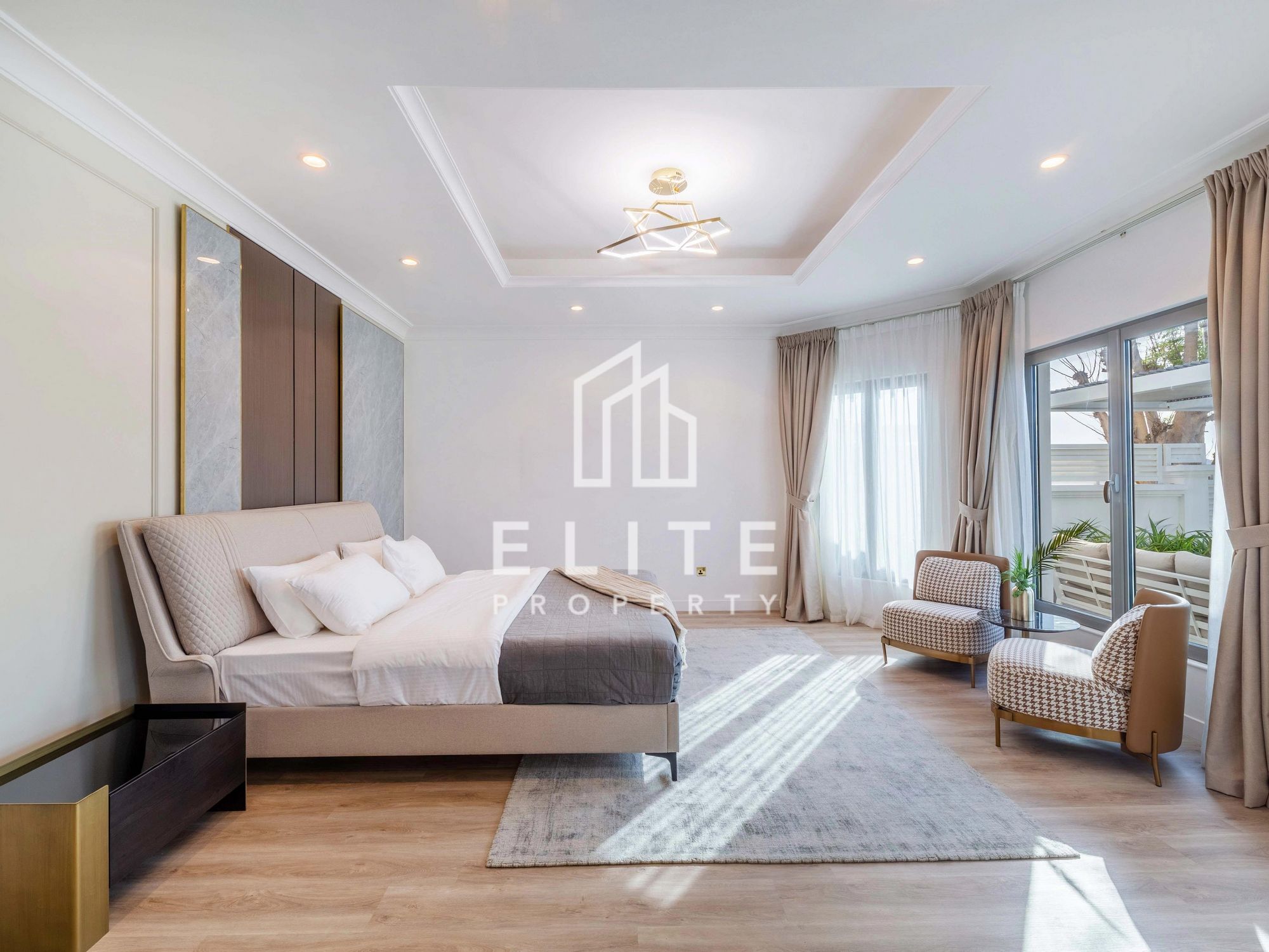Upgraded & Fully Furnished 5BR Central Rotunda