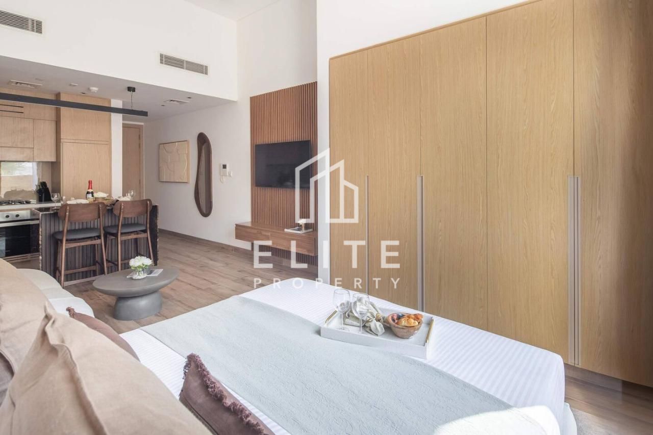 Vacant Now | Fully Furnished | Stylish Studio
