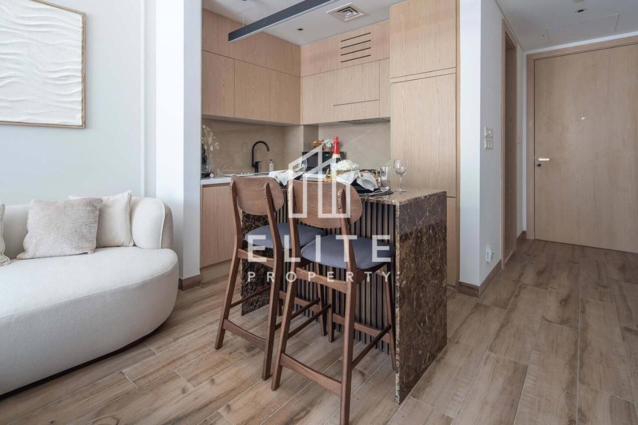 Vacant Now | Fully Furnished | Stylish Studio