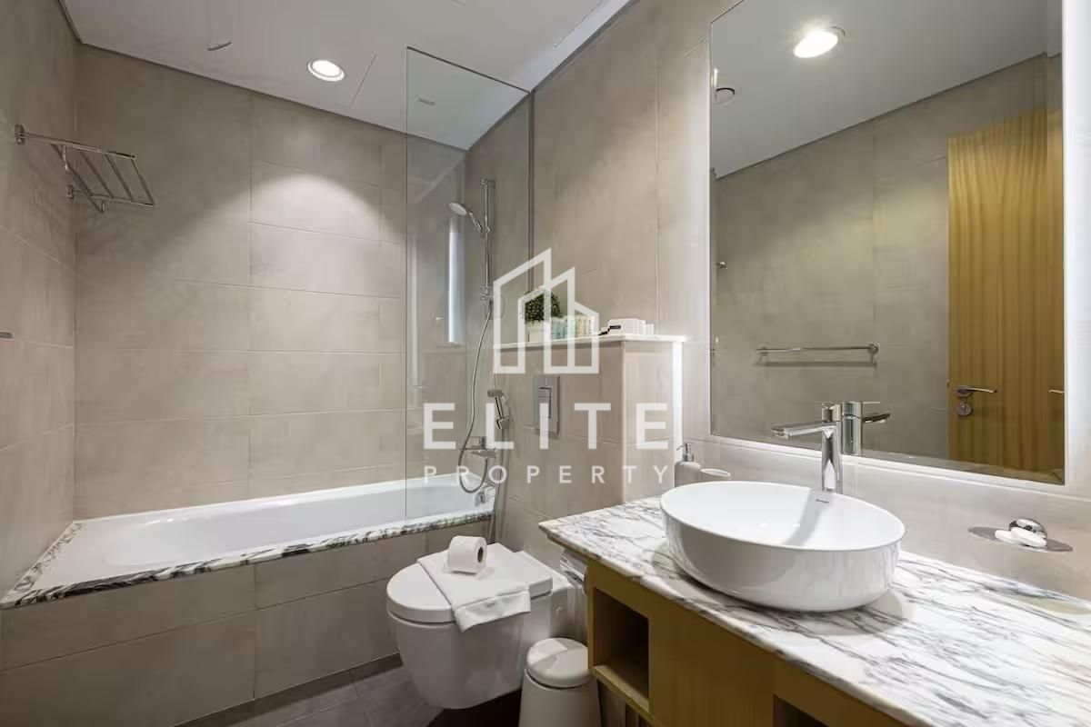 Well Maintained | Upgraded | Vacant on Transfer