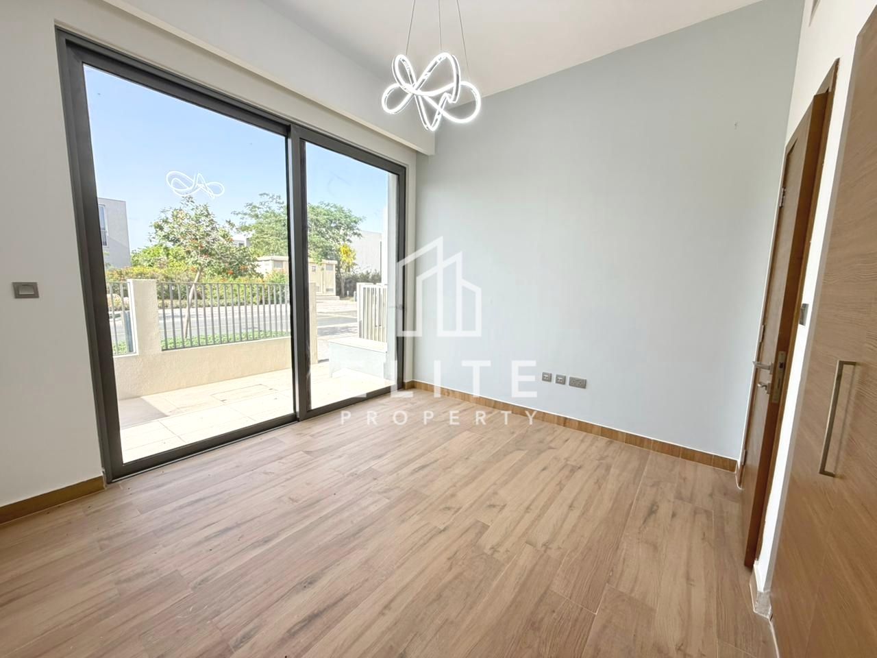 Private Pool | Upgraded | Corner Unit