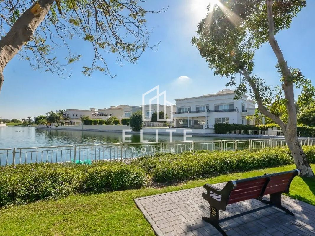 Land for Sale in Emirates Hills AED 3,327 Per Square Foot