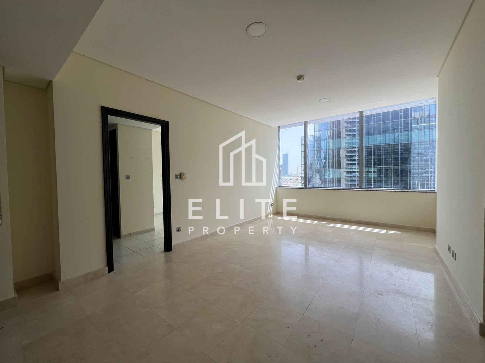 CENTRAL LOCATION, READY TO MOVEIN, SPACIOUS LAYOUT