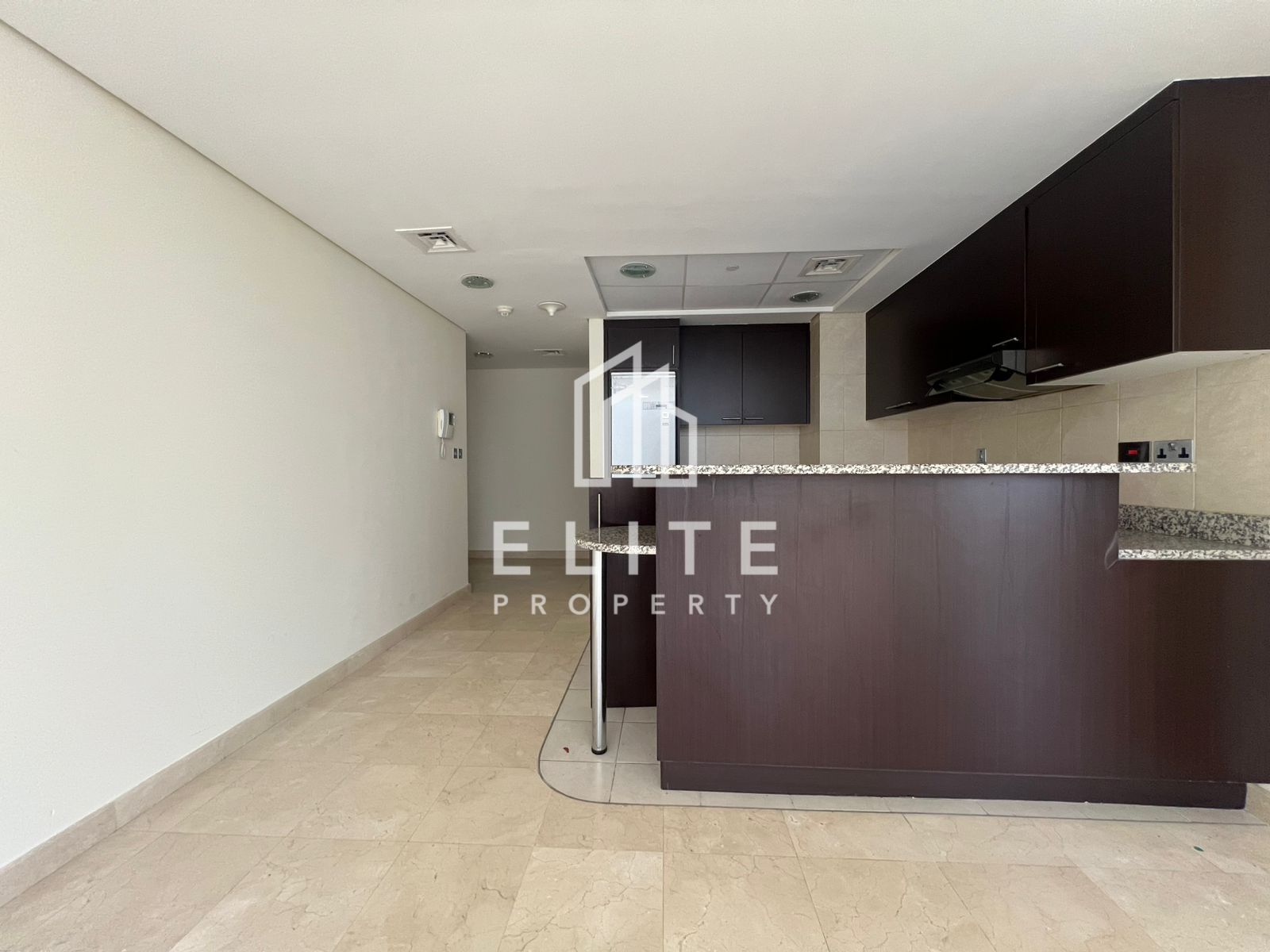 CENTRAL LOCATION, READY TO MOVEIN, SPACIOUS LAYOUT