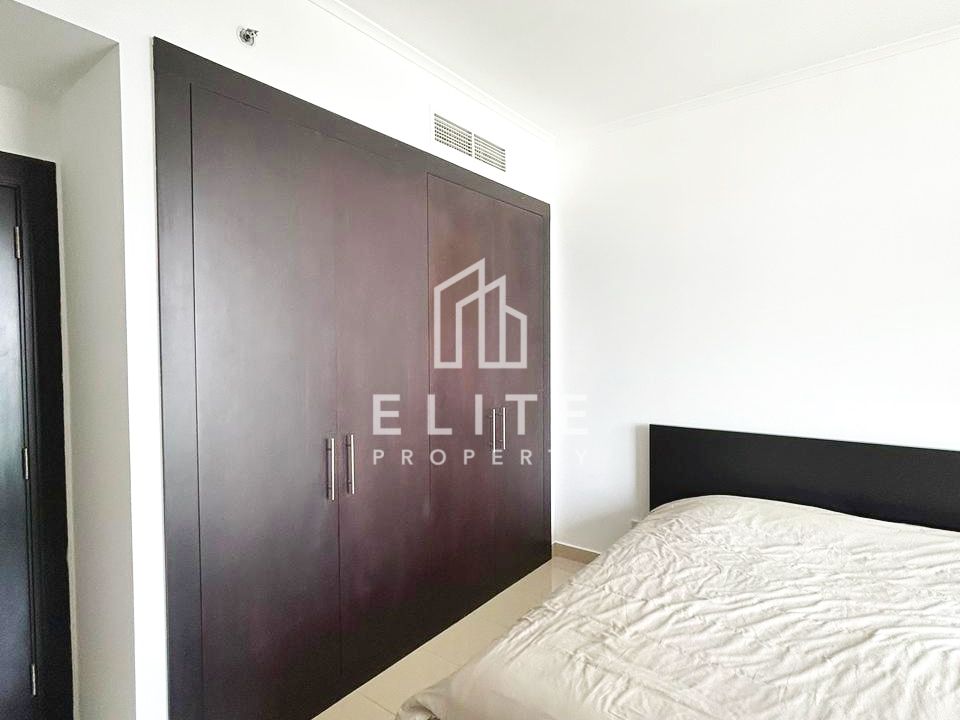 High Floor | Semi Furnished | Vacant Now