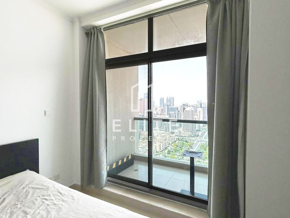 High Floor | Semi Furnished | Vacant Now