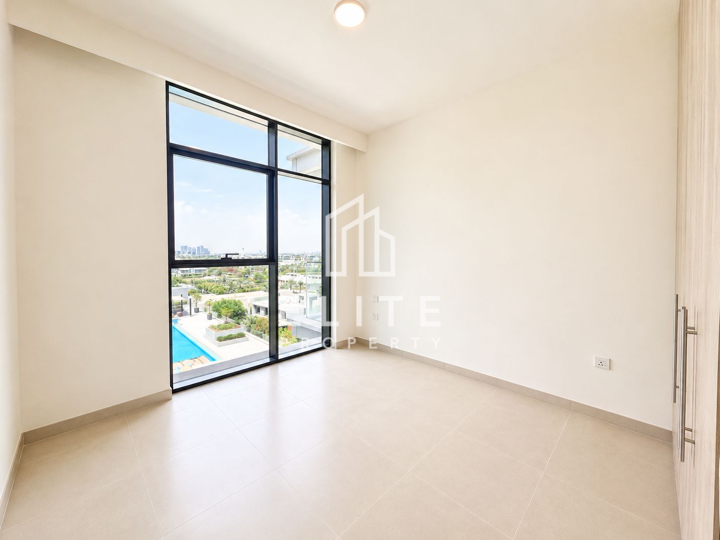 First Tenant | Bright Layout | Golf Course View