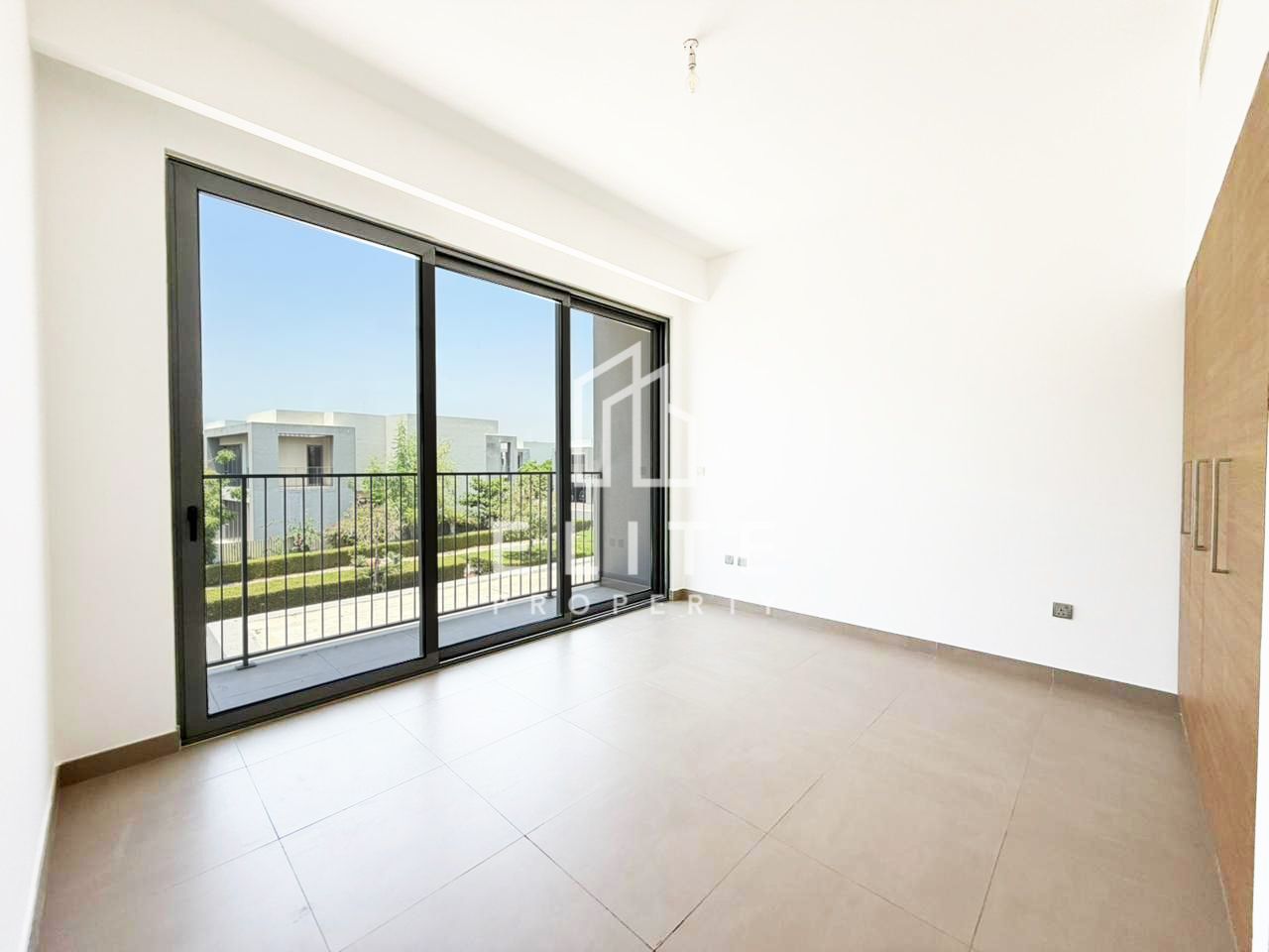 Big Garden | Single Row | Close to Amenities