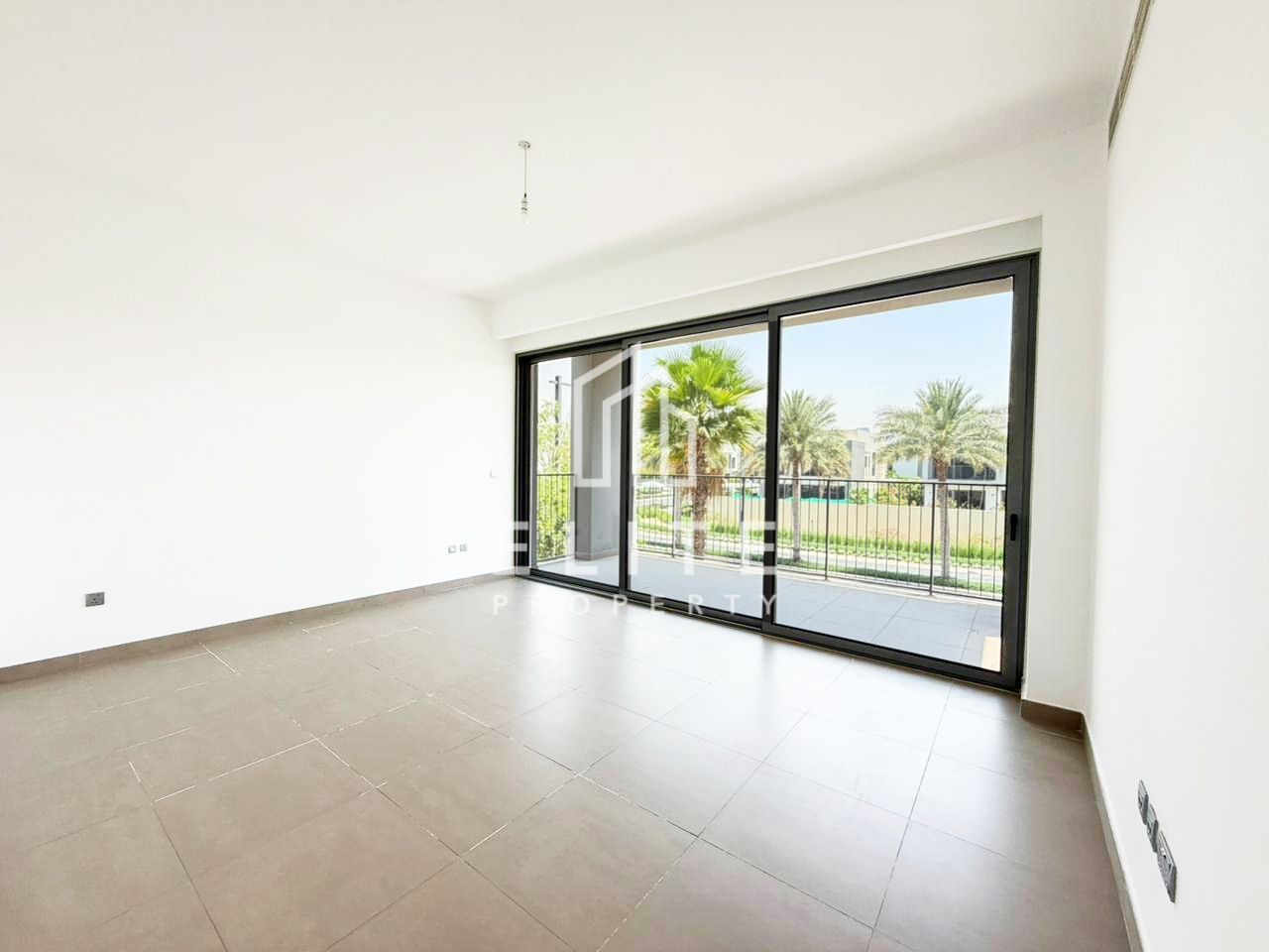 Big Garden | Single Row | Close to Amenities