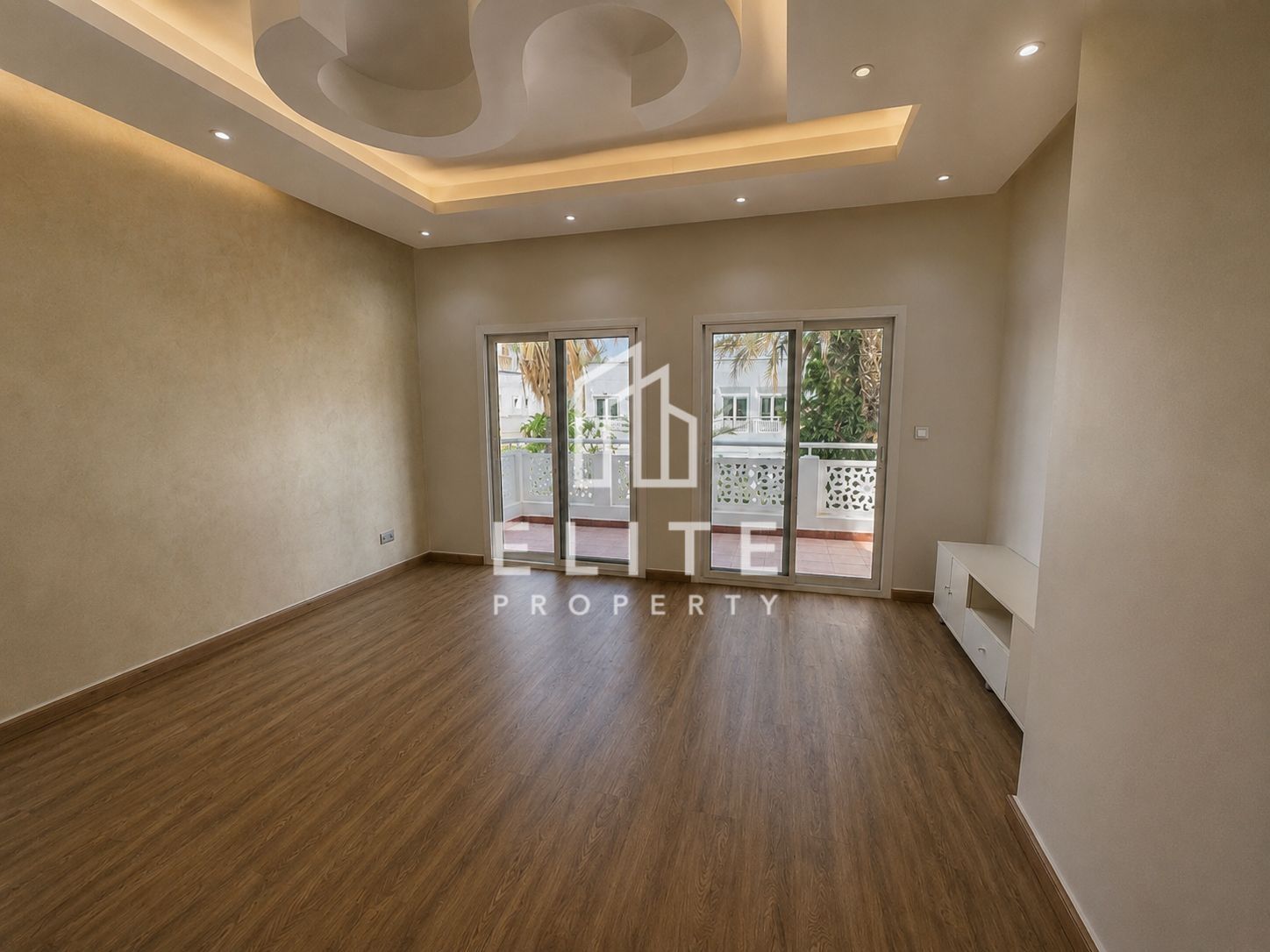 Large 4BR Villa | Beautiful Garden | Keys in Hand