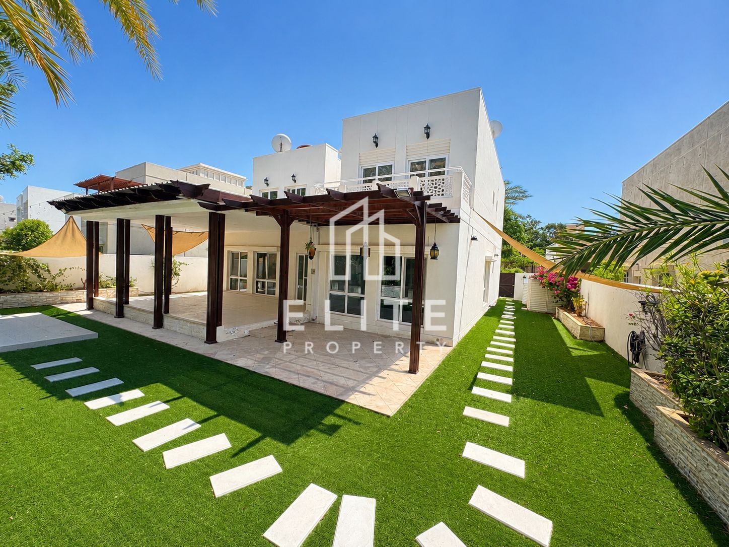 Large 4BR Villa | Beautiful Garden | Keys in Hand