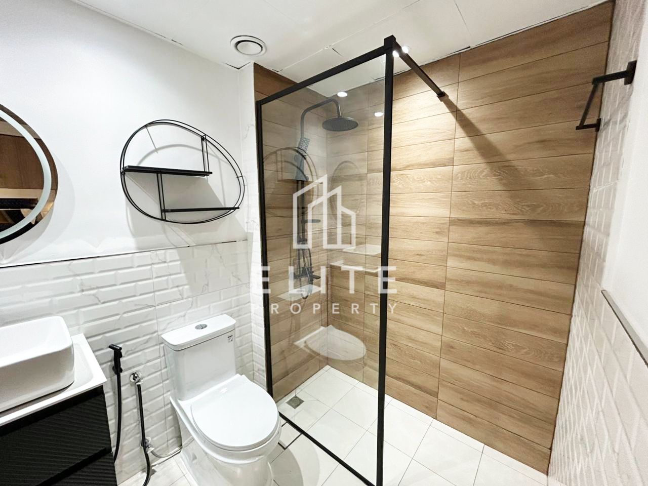 Newly Renovated | Vacant | High ROI