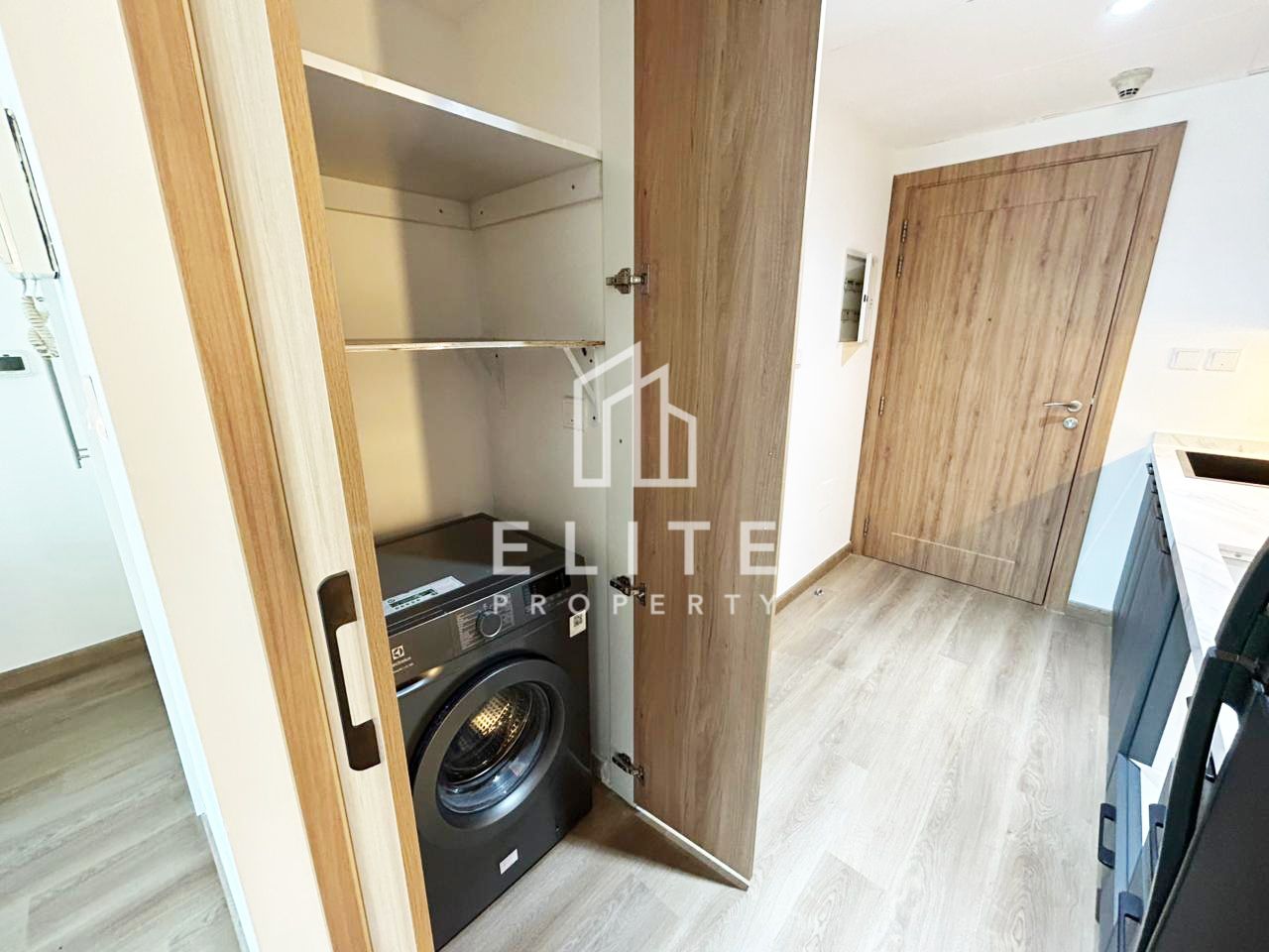 Newly Renovated | Vacant | High ROI