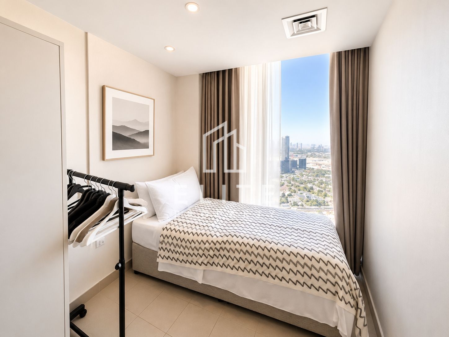 Luxury Penthouse | Vacant | Exceptional Price